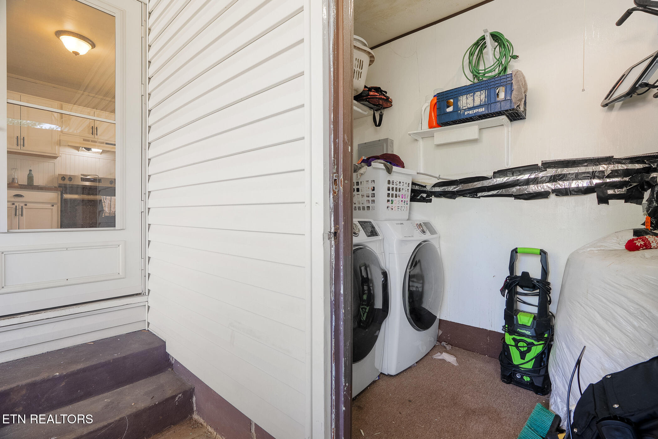 5204 Rowan Circle Knoxville TN 37912