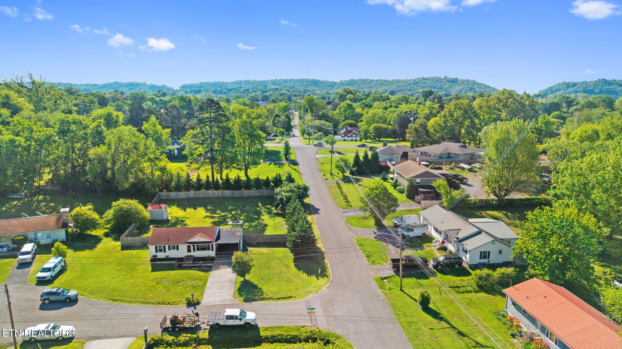 5204 Rowan Circle Knoxville TN 37912
