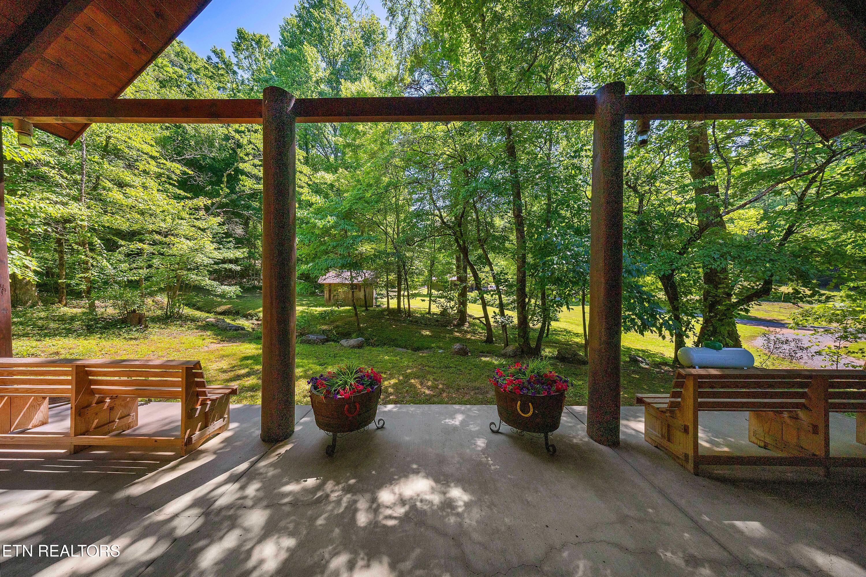 1151 Chestnut Valley Road Vonore TN 37885