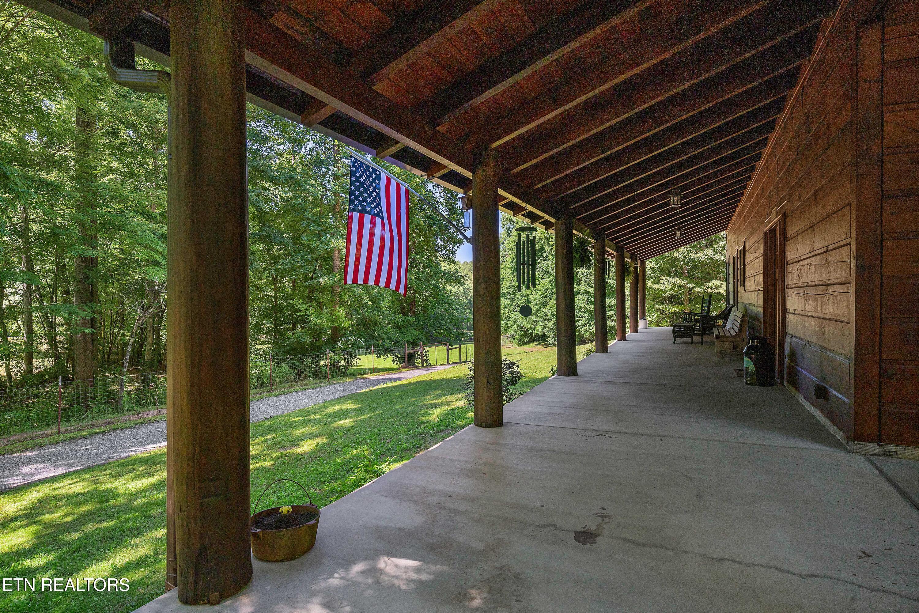 1151 Chestnut Valley Road Vonore TN 37885