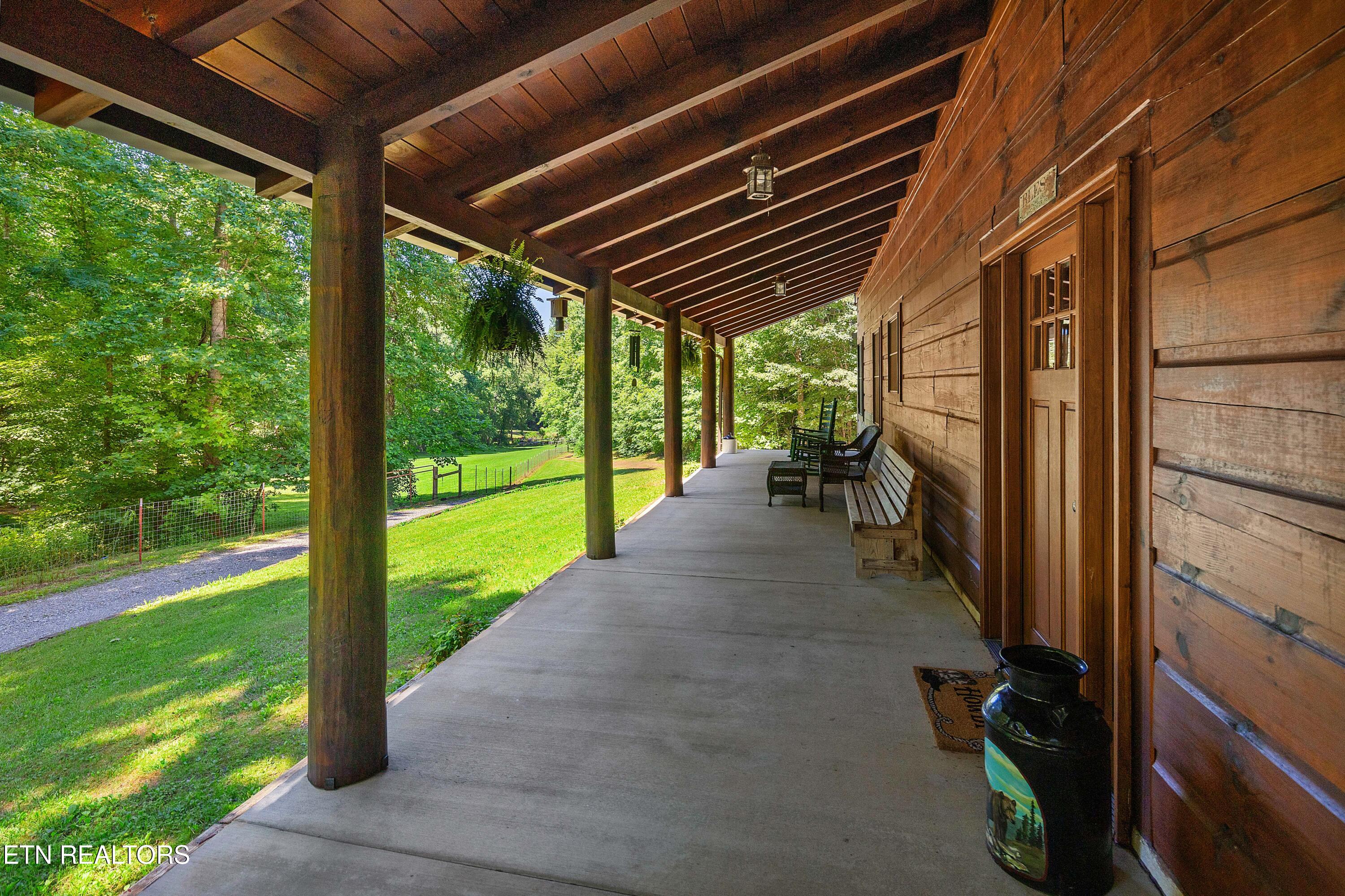 1151 Chestnut Valley Road Vonore TN 37885