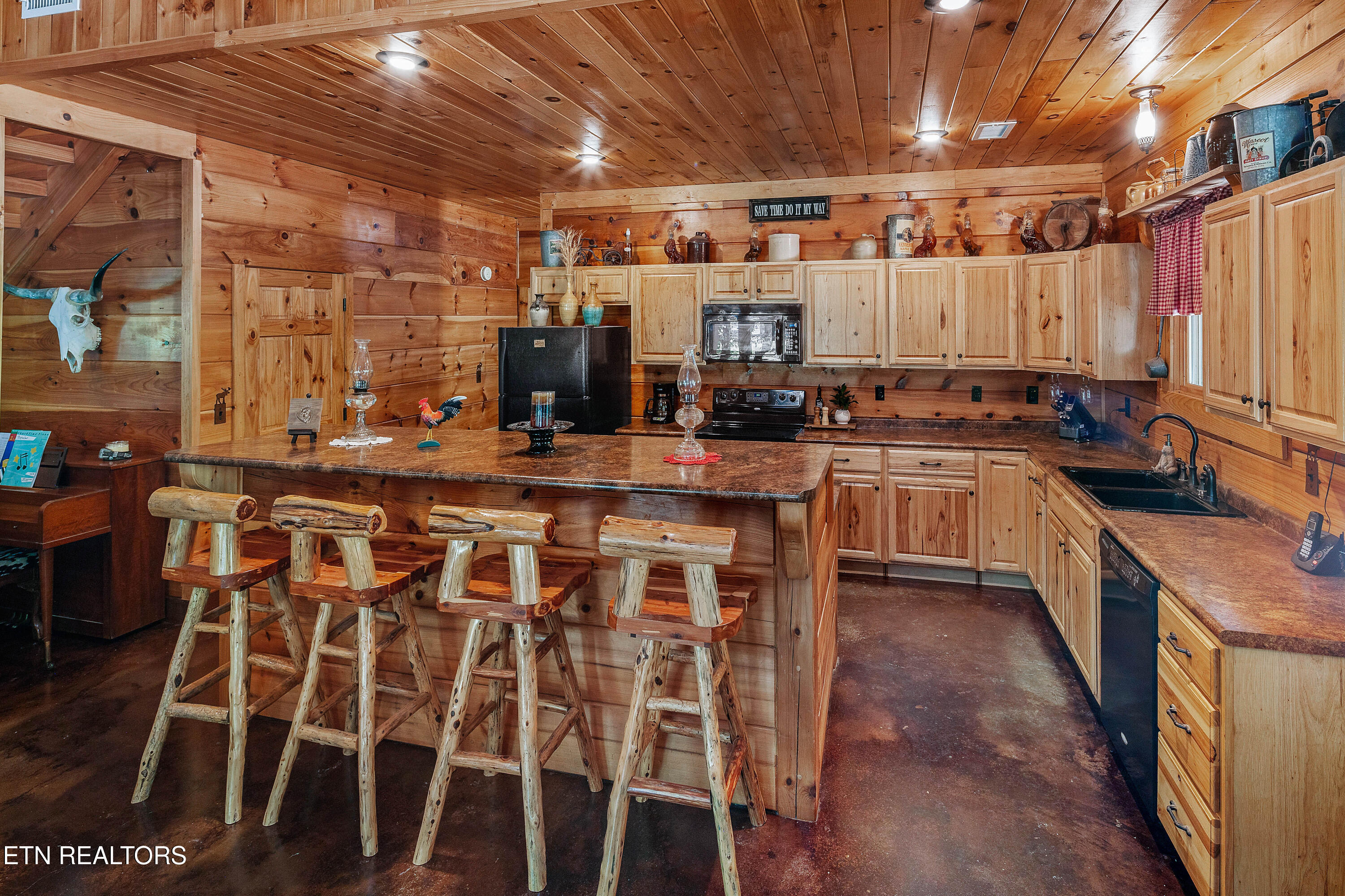 1151 Chestnut Valley Road Vonore TN 37885