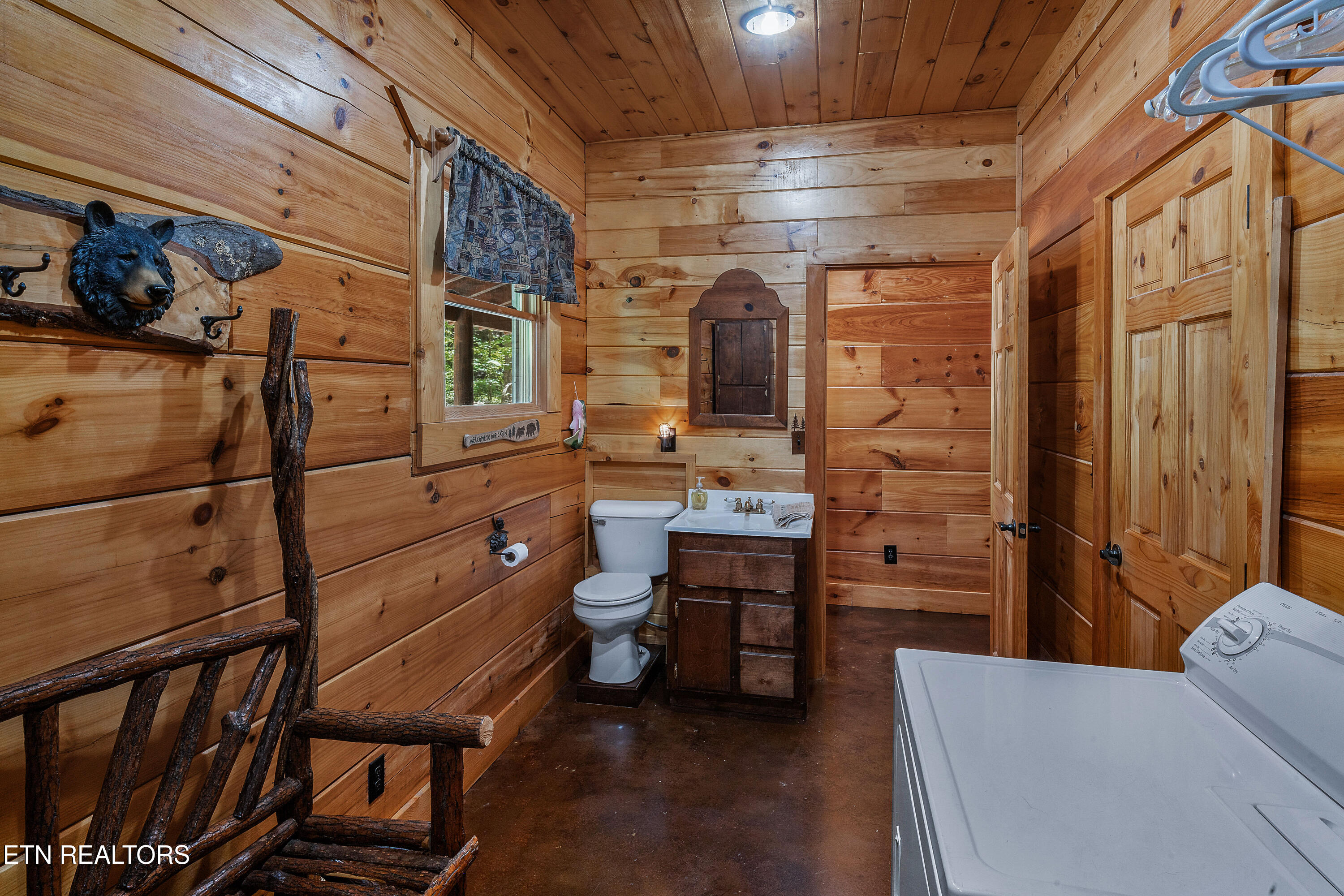 1151 Chestnut Valley Road Vonore TN 37885