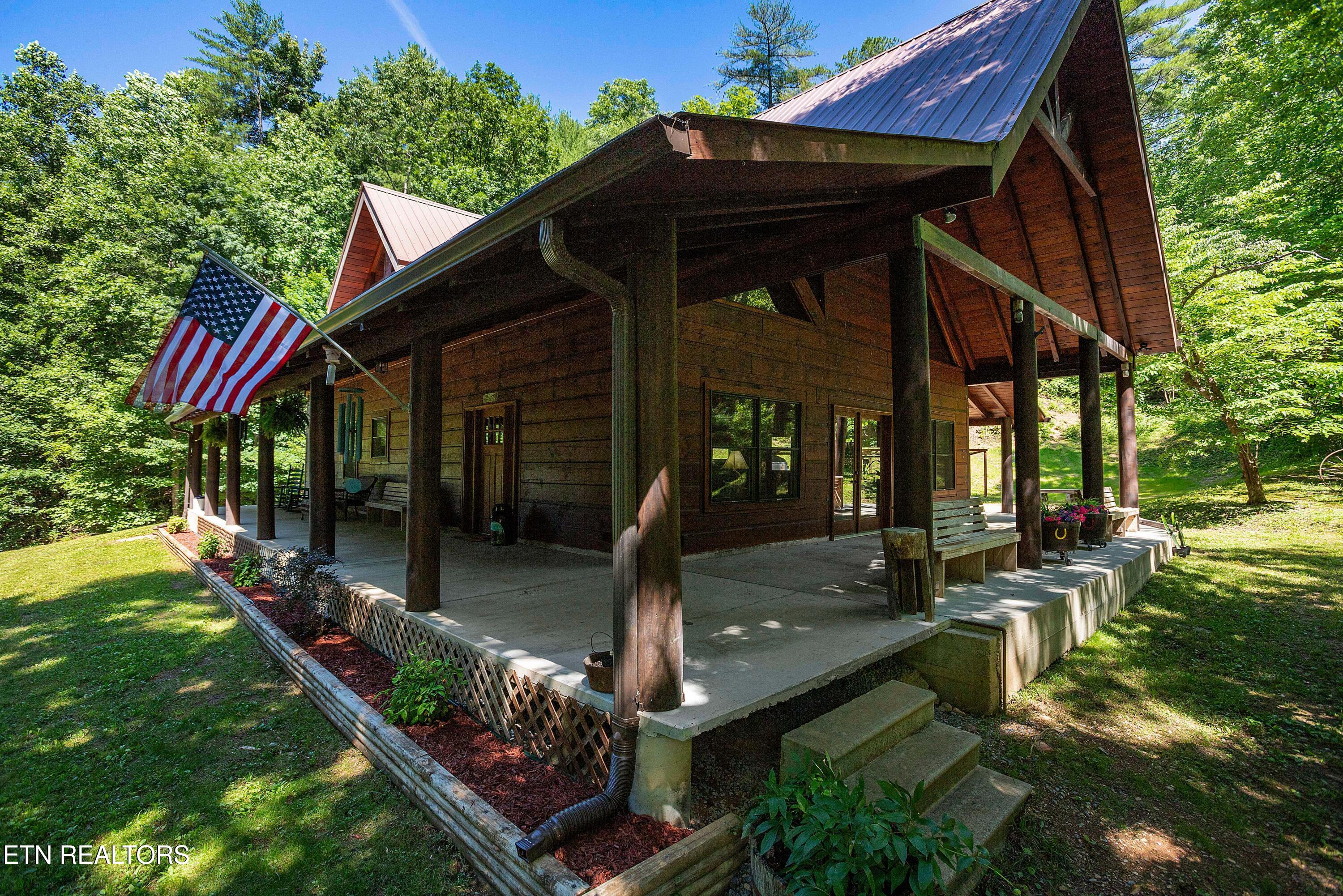 1151 Chestnut Valley Road Vonore TN 37885