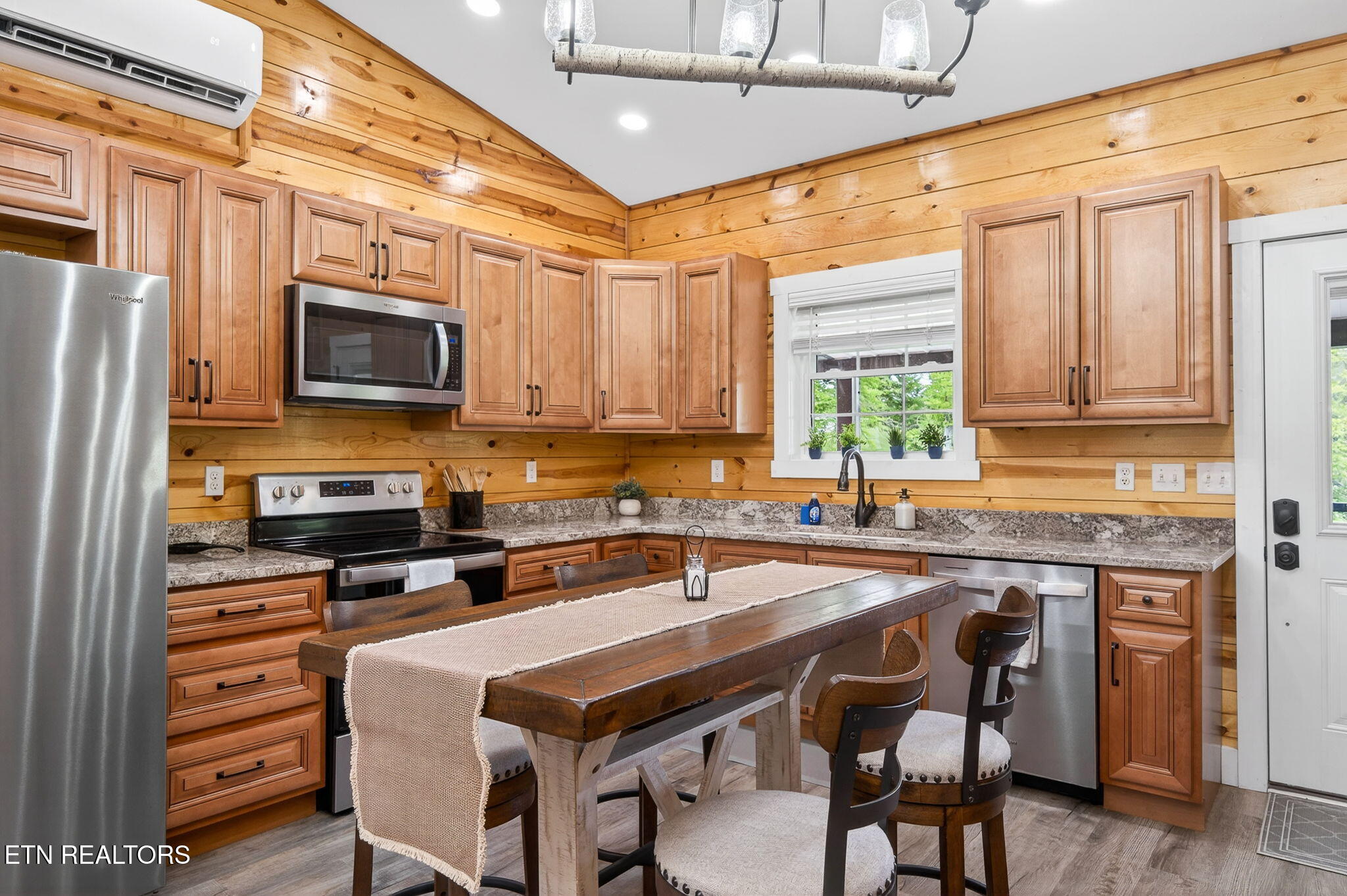 5218 Turney Groce Road Byrdstown TN 38549