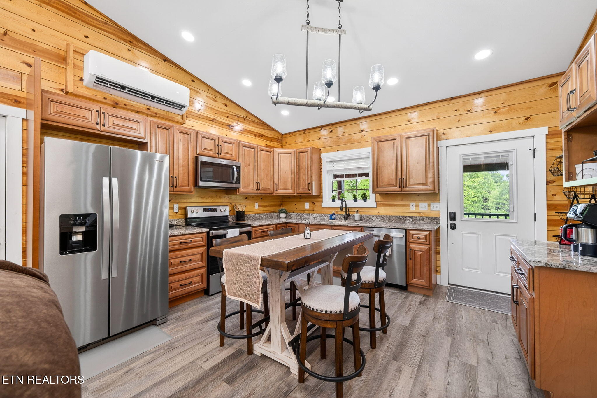5218 Turney Groce Road Byrdstown TN 38549