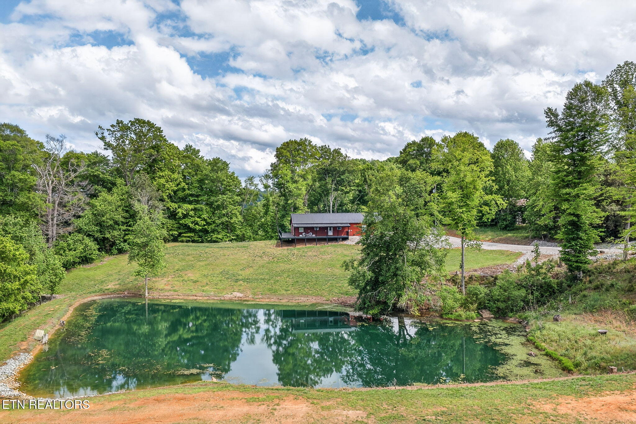5218 Turney Groce Road Byrdstown TN 38549