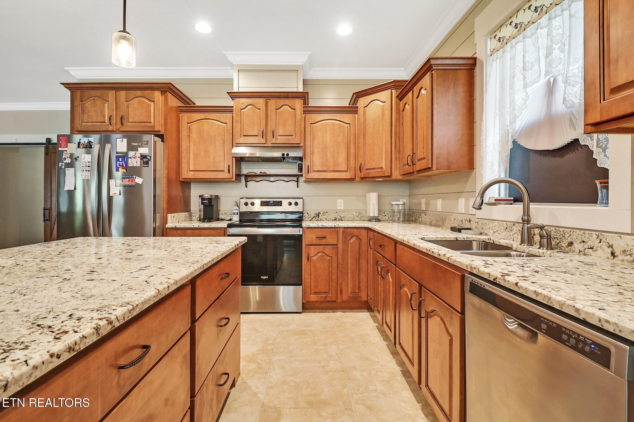 142 Forest View Drive Crossville TN 38558