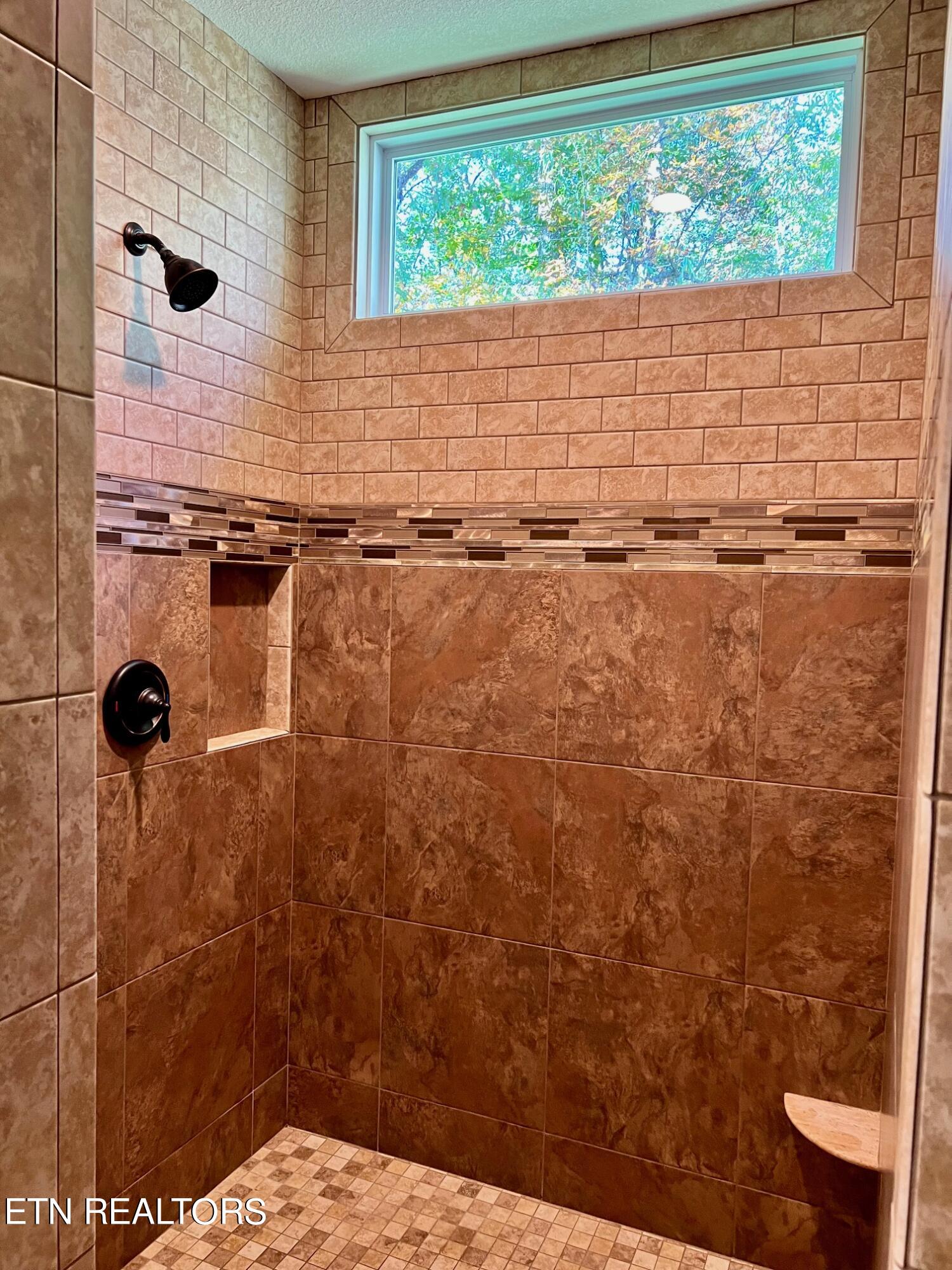 179 Old Pomona Road Crossville TN 38571