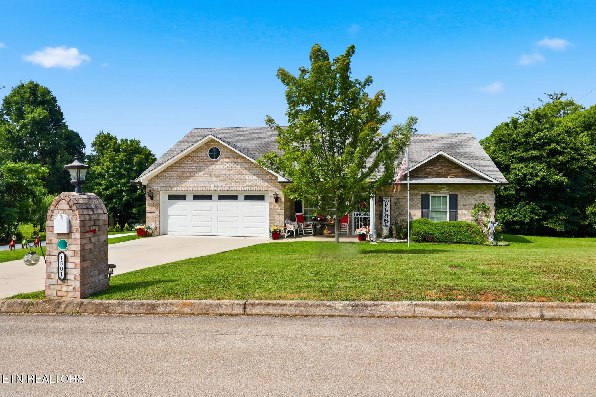 1501 John Sparks Drive Friendsville TN 37737