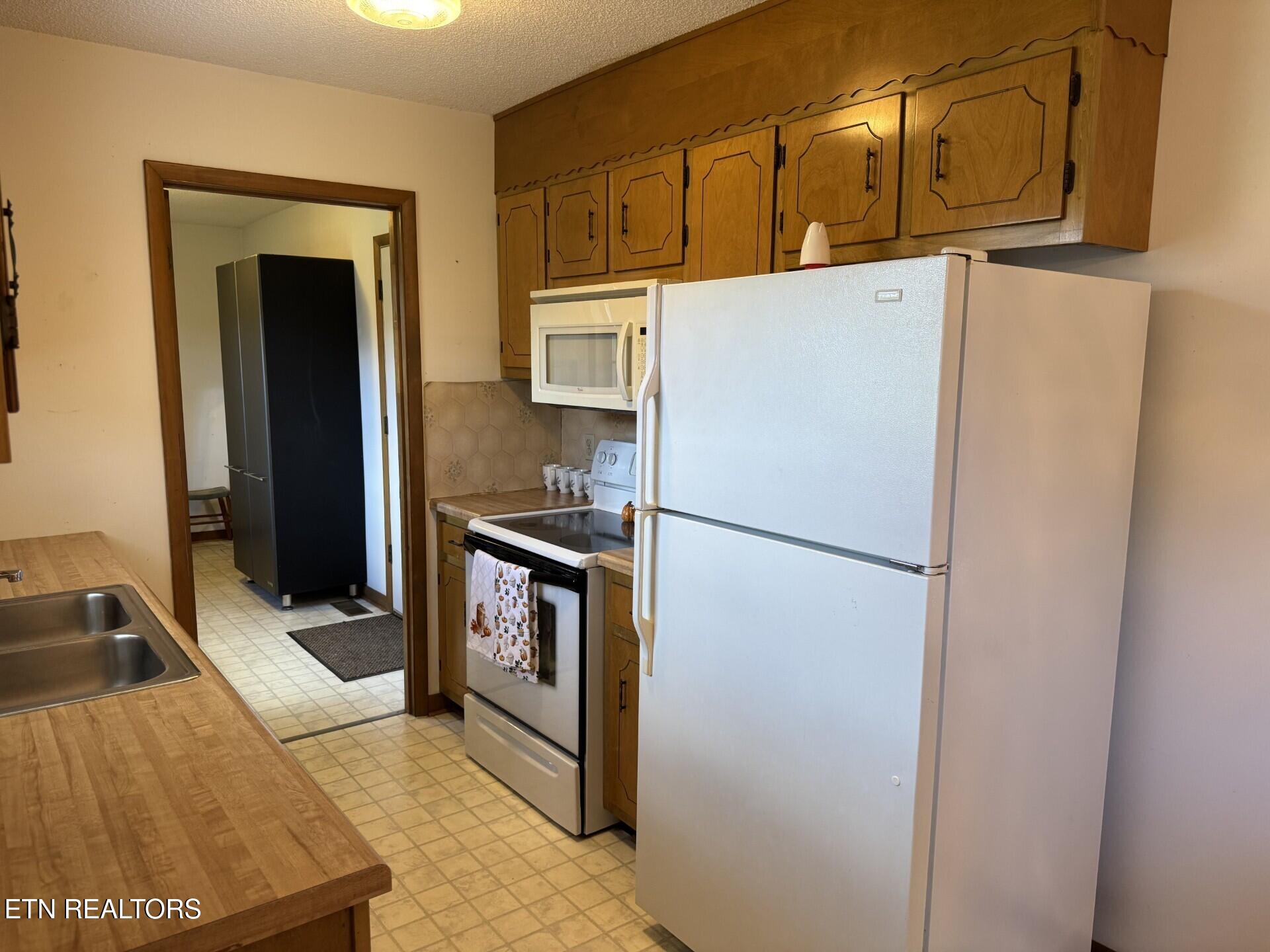 96 County Garage Road Crossville TN 38555