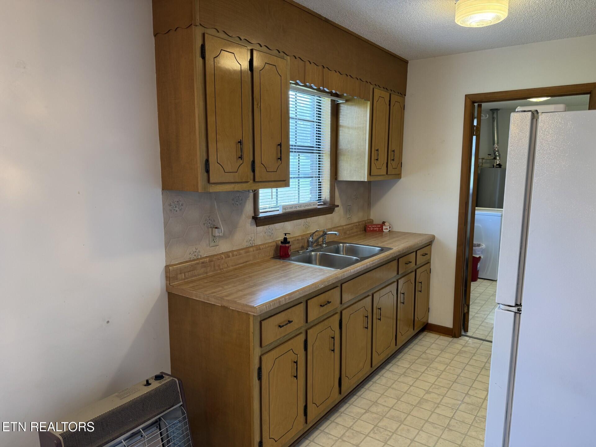 96 County Garage Road Crossville TN 38555