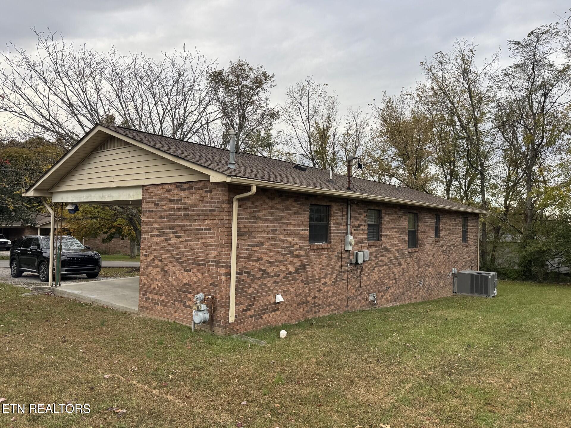 96 County Garage Road Crossville TN 38555