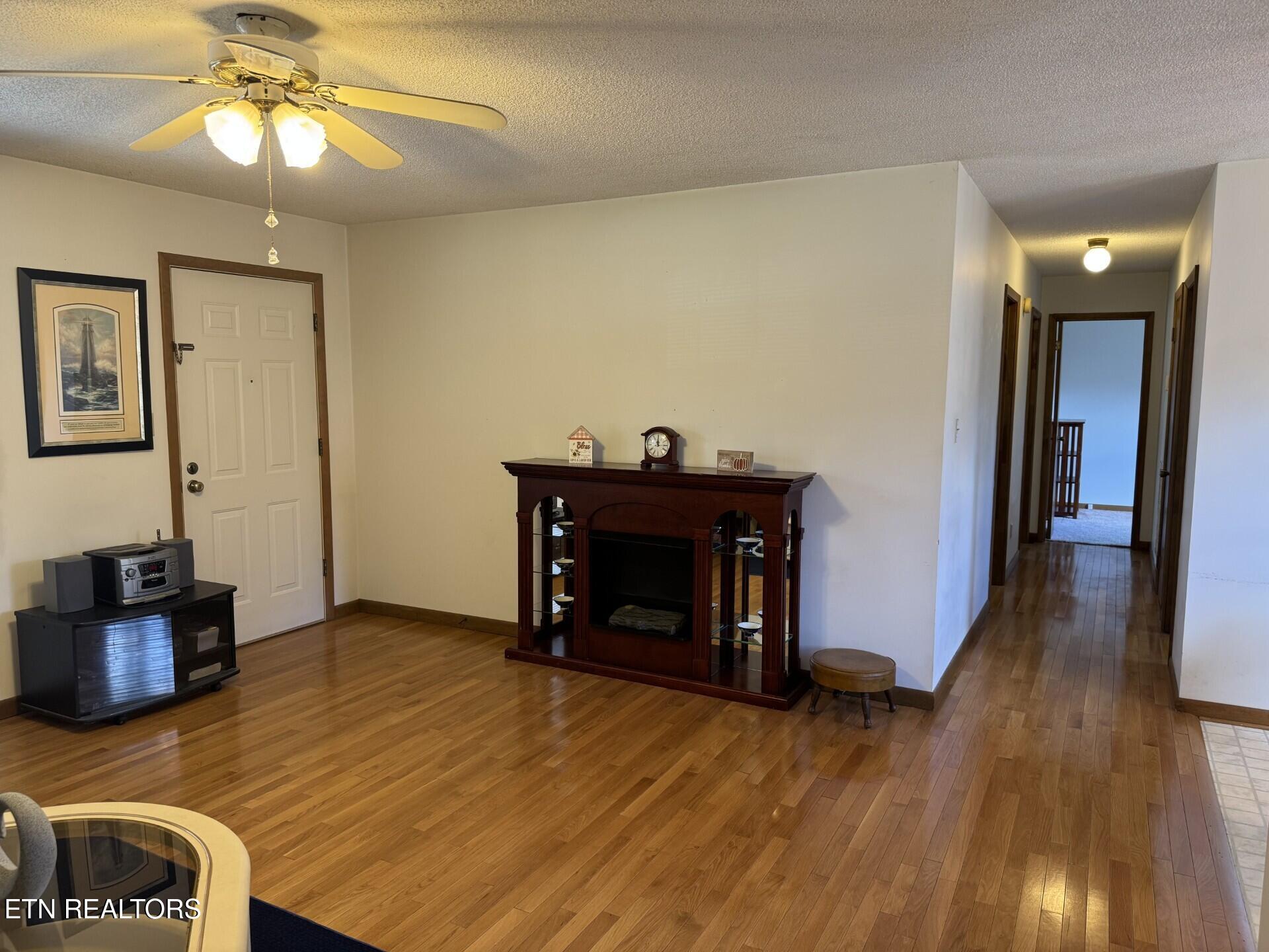96 County Garage Road Crossville TN 38555
