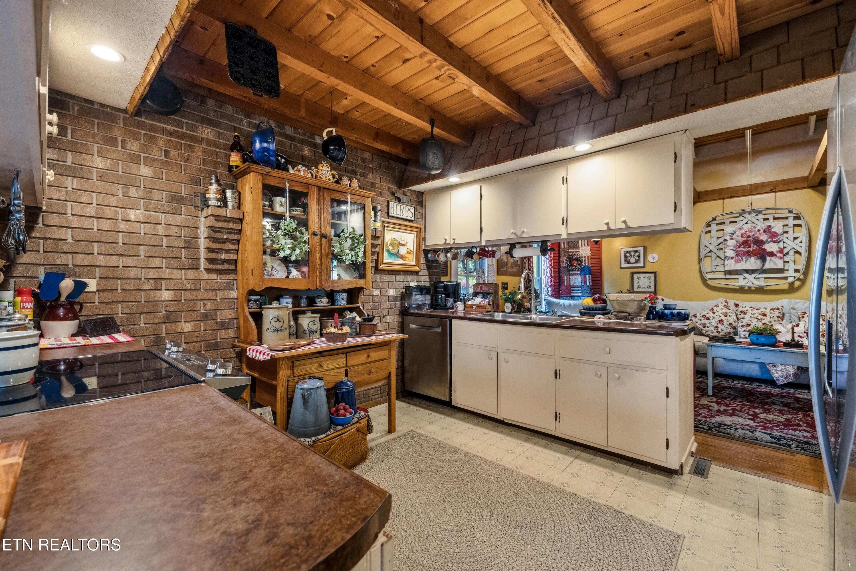3410 Regent Lane Kodak TN 37764