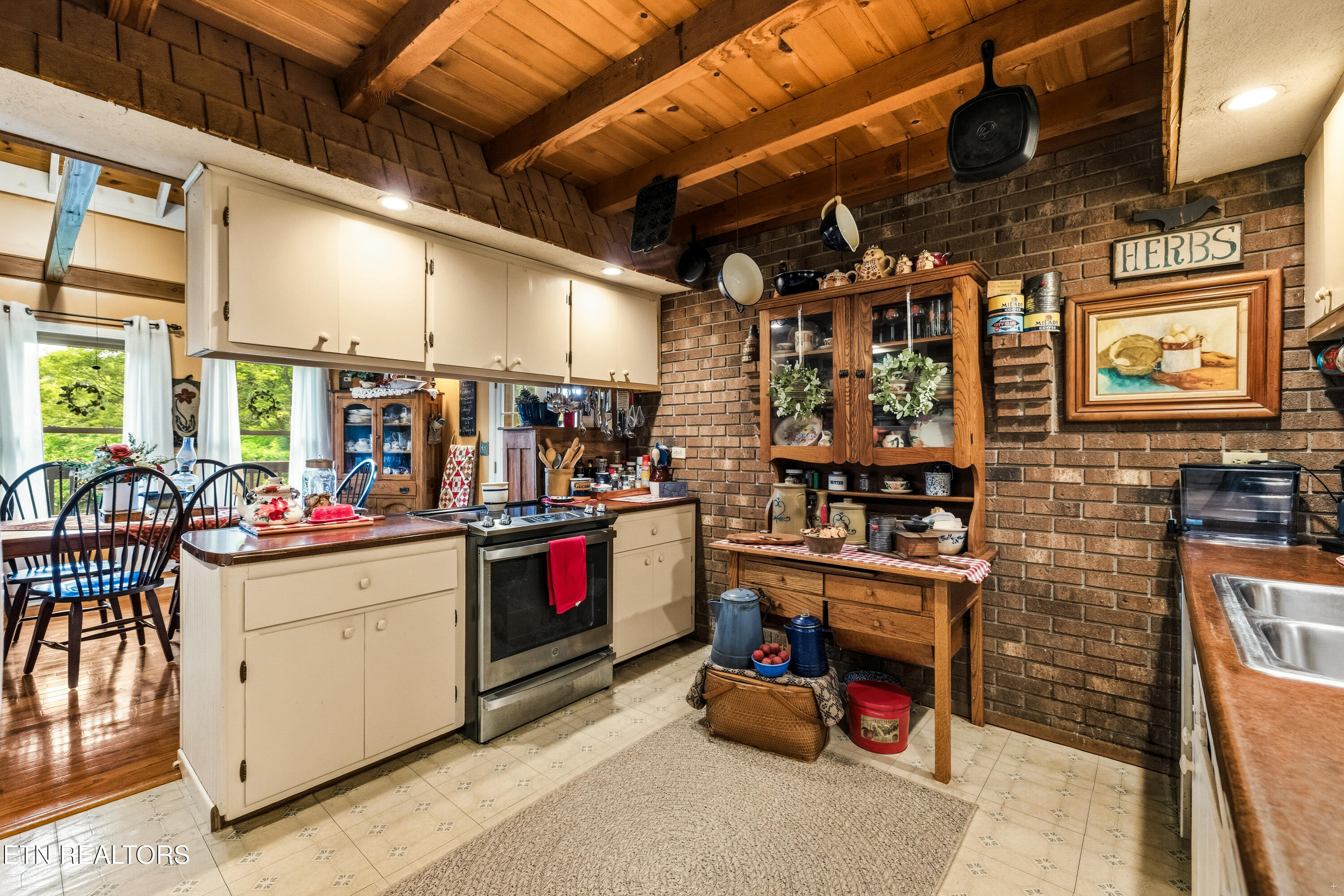 3410 Regent Lane Kodak TN 37764