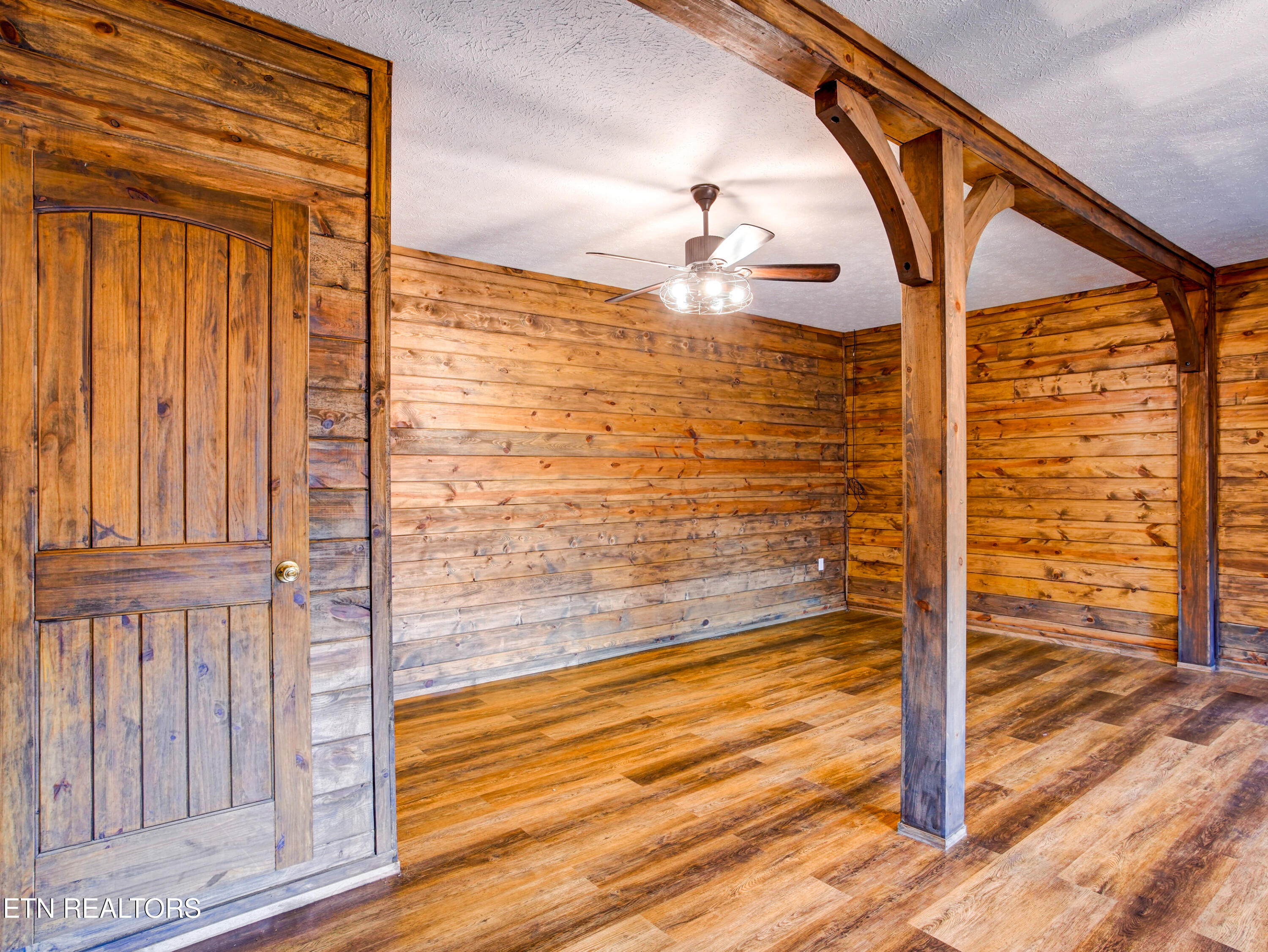 515 Smelcer Drive Pigeon Forge TN 37863