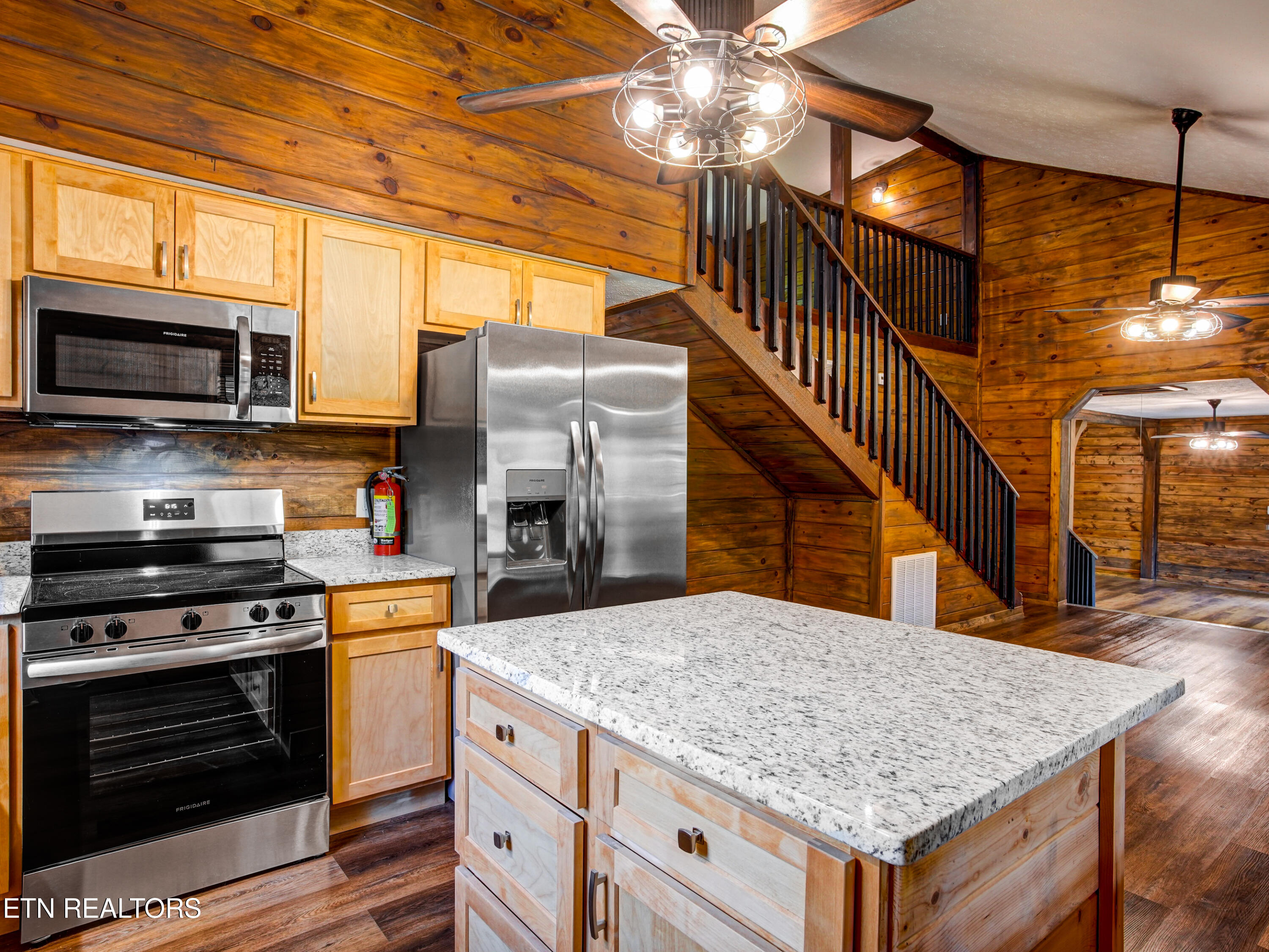515 Smelcer Drive Pigeon Forge TN 37863