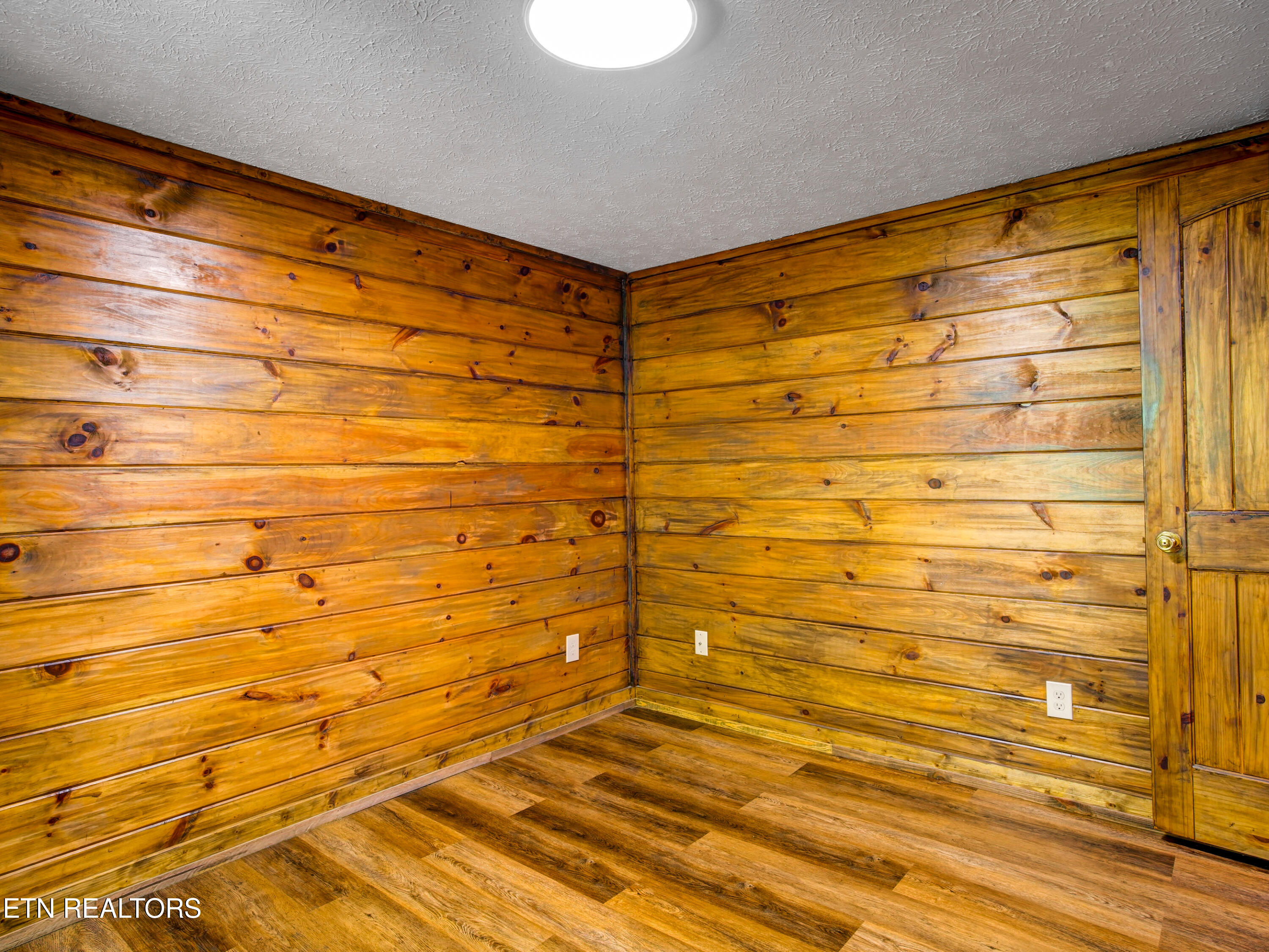 515 Smelcer Drive Pigeon Forge TN 37863