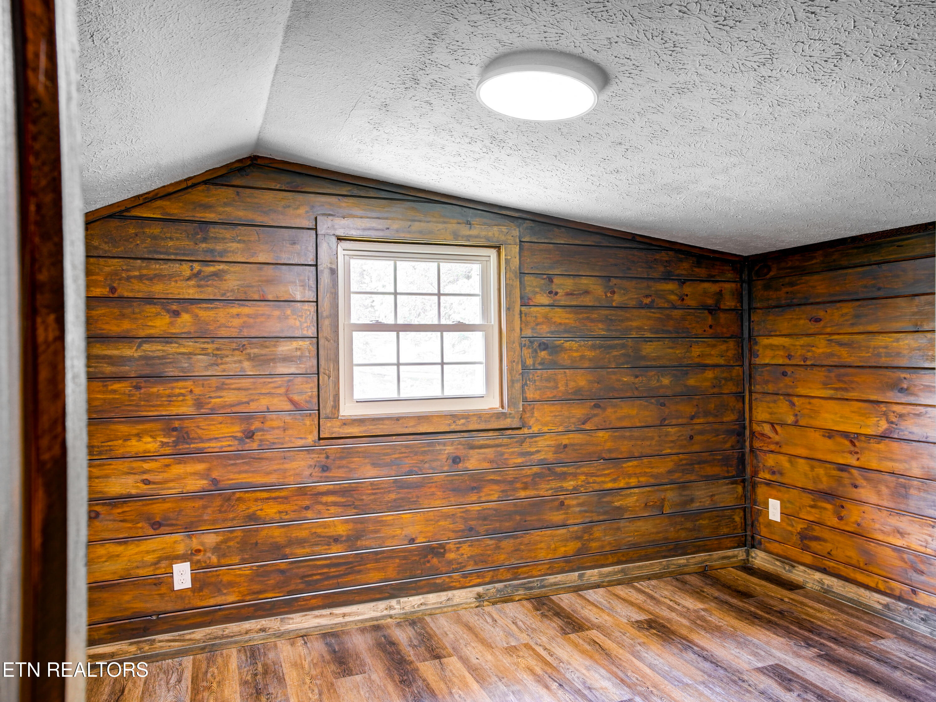 515 Smelcer Drive Pigeon Forge TN 37863