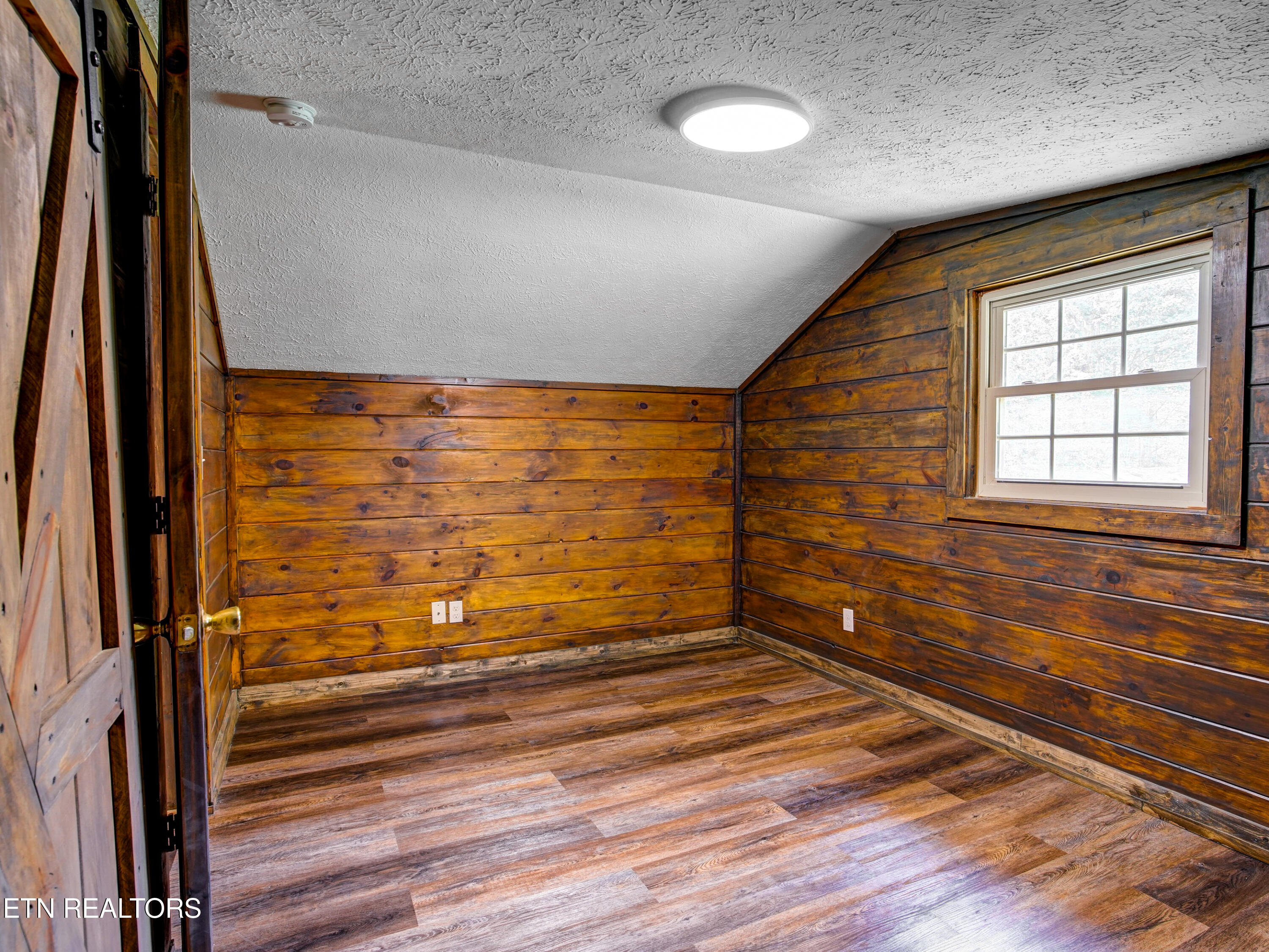 515 Smelcer Drive Pigeon Forge TN 37863