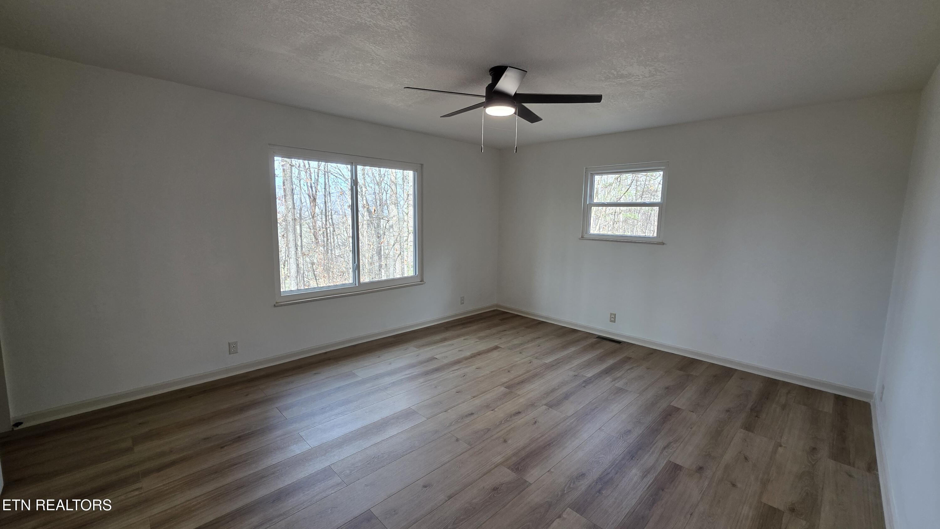 1135 W West Outer Drive Oak Ridge TN 37830