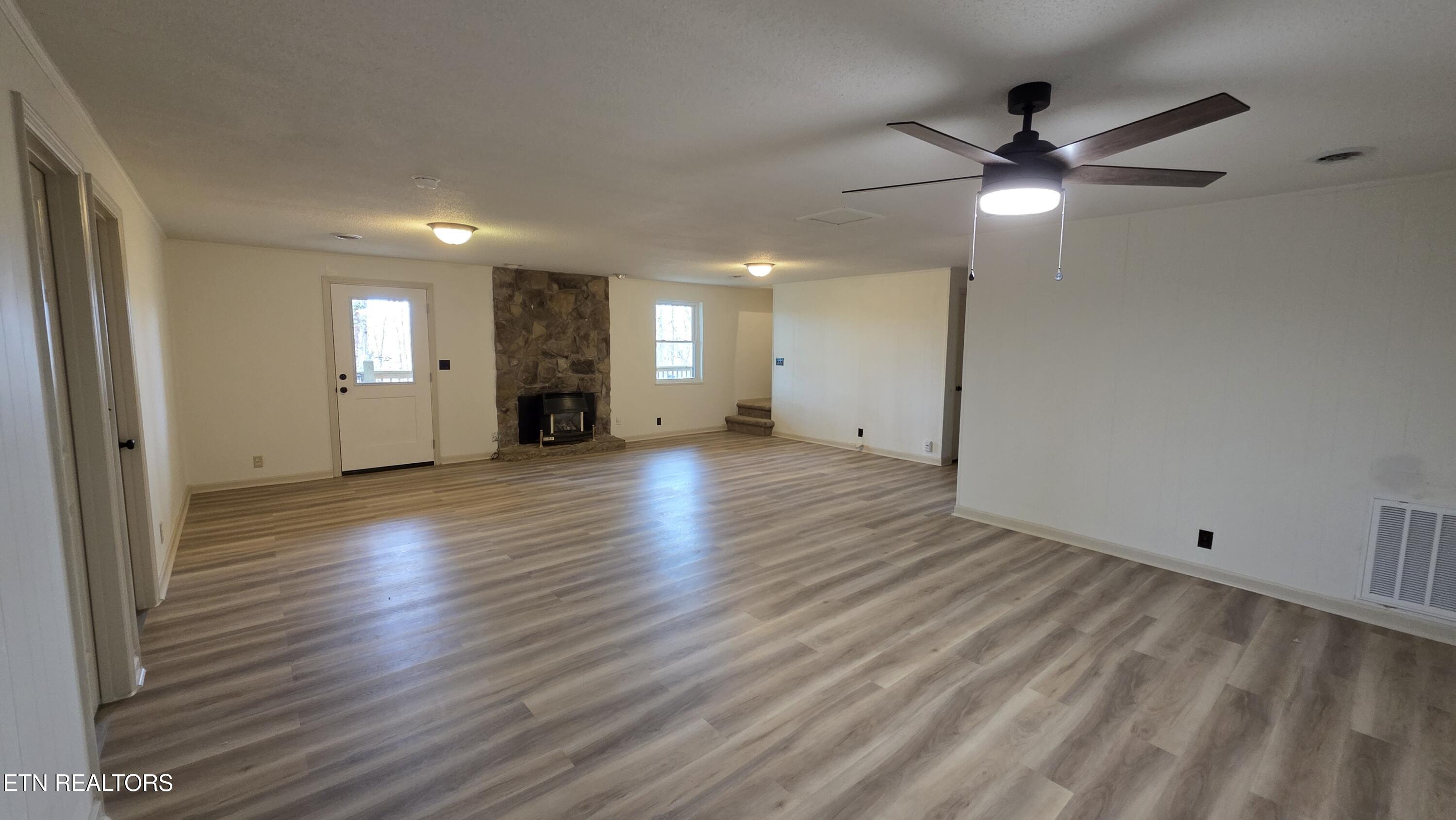 1135 W West Outer Drive Oak Ridge TN 37830