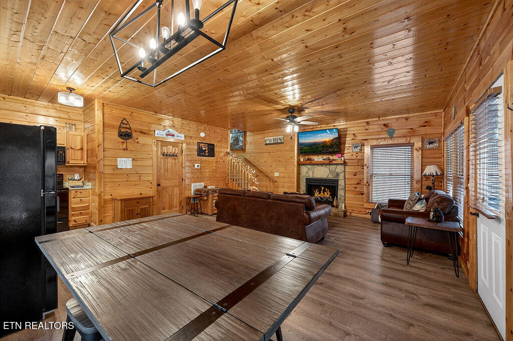 645 Chickasaw Gap Way Pigeon Forge TN 37863