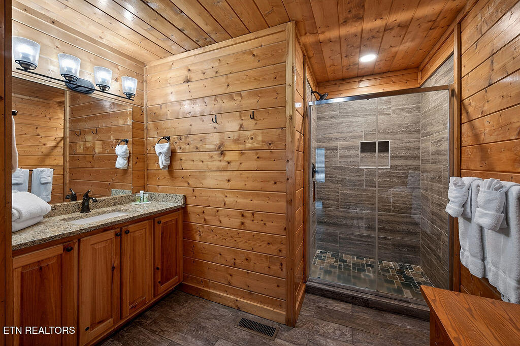 645 Chickasaw Gap Way Pigeon Forge TN 37863