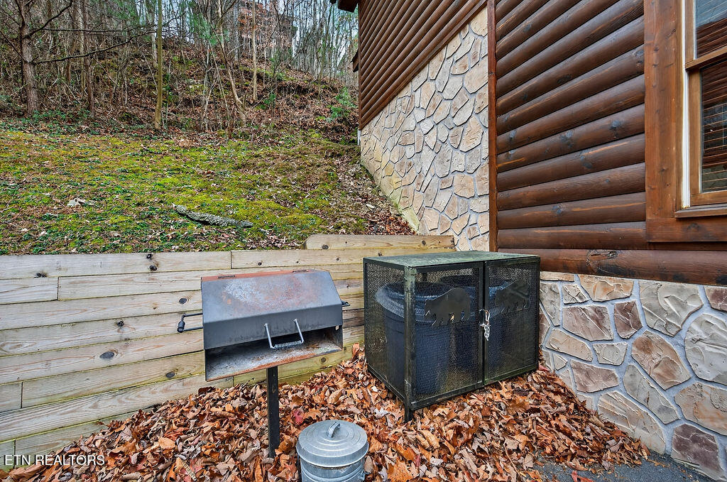 645 Chickasaw Gap Way Pigeon Forge TN 37863