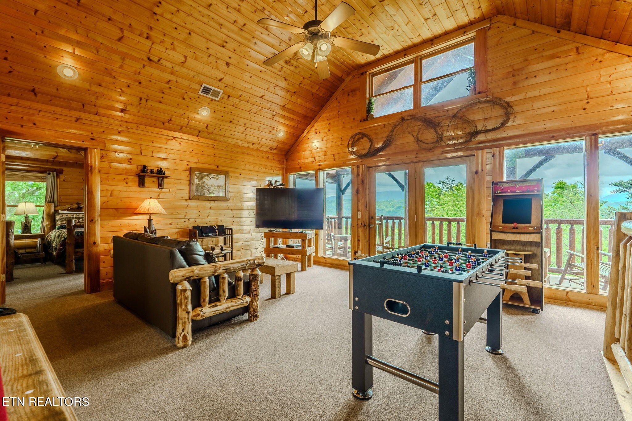 2724 Cats Paw Lane Sevierville TN 37862