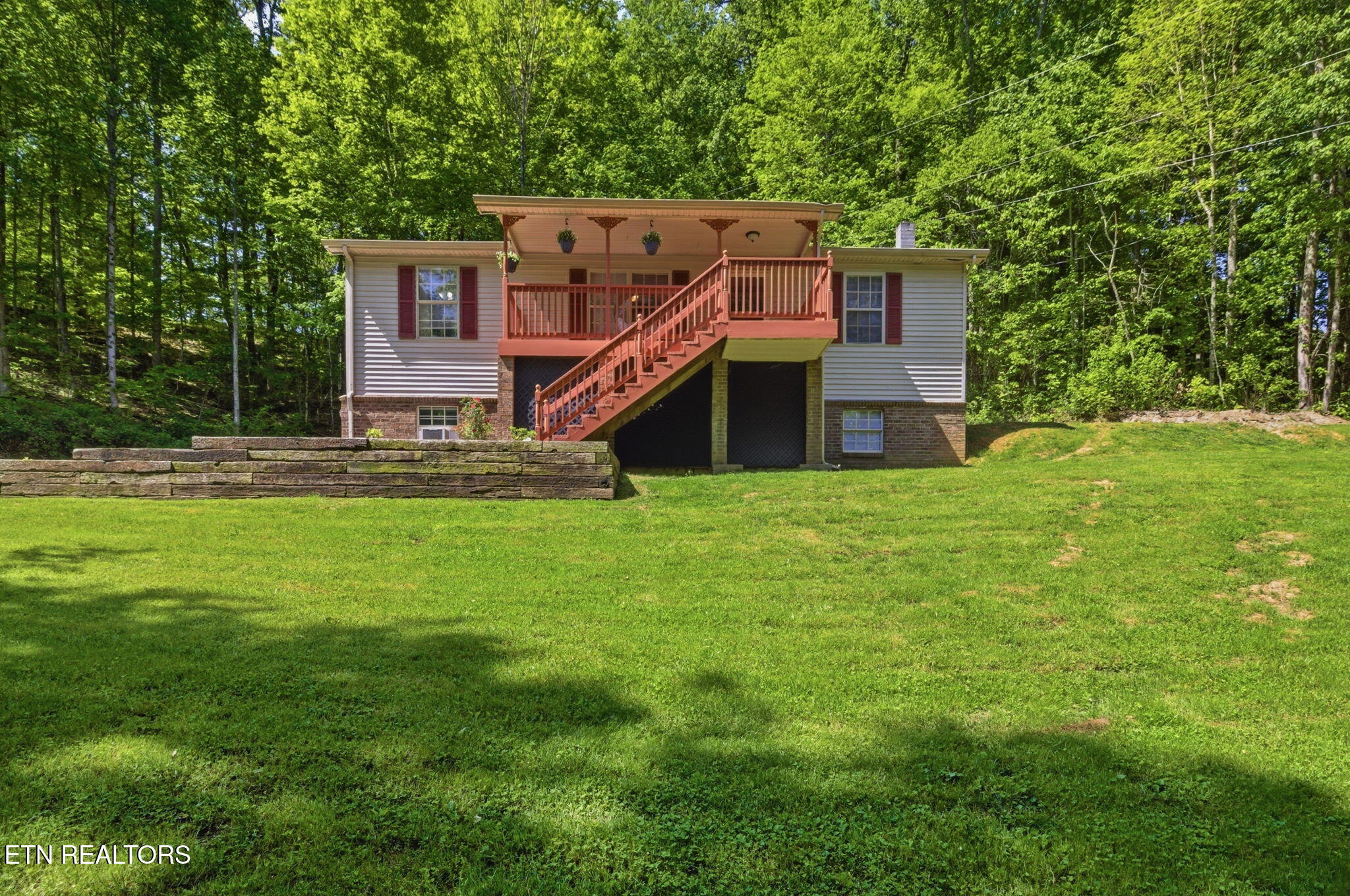 8605 Parker Drive Corryton TN 37721