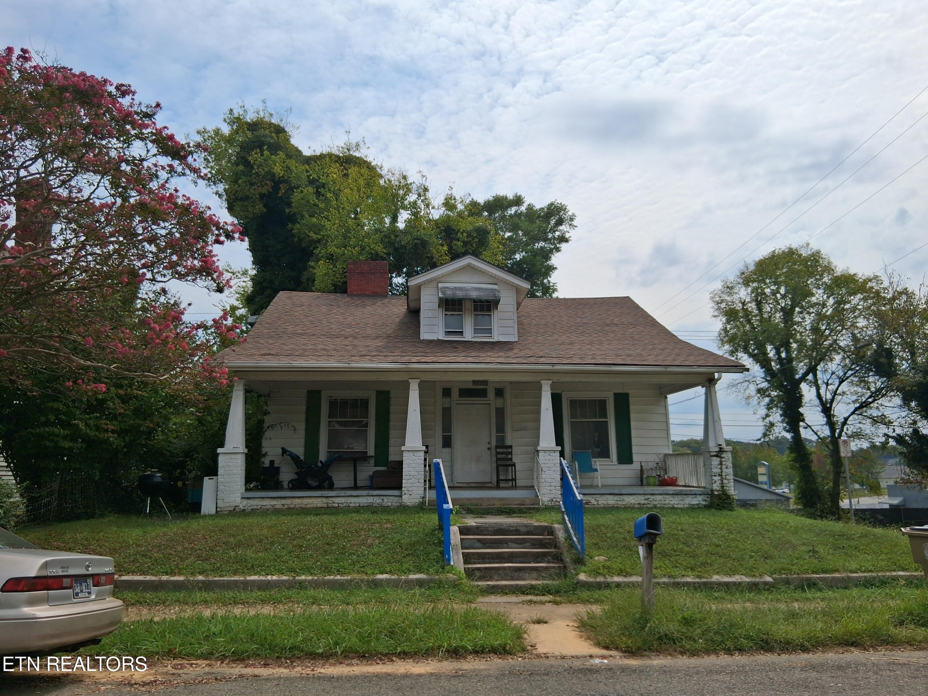 2400 Parkview Avenue Knoxville TN 37917