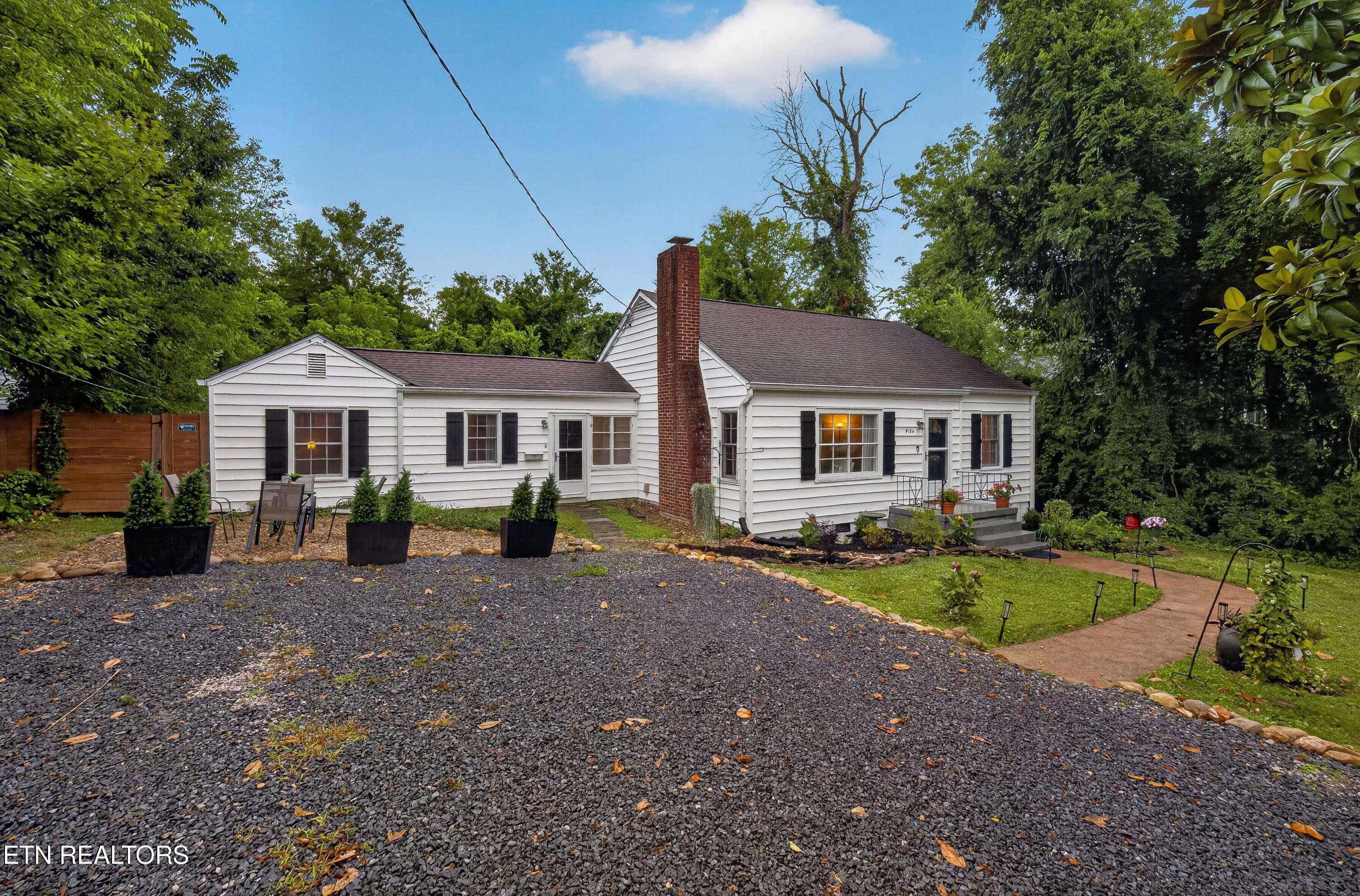 5104 Kesterwood Drive Knoxville TN 37918