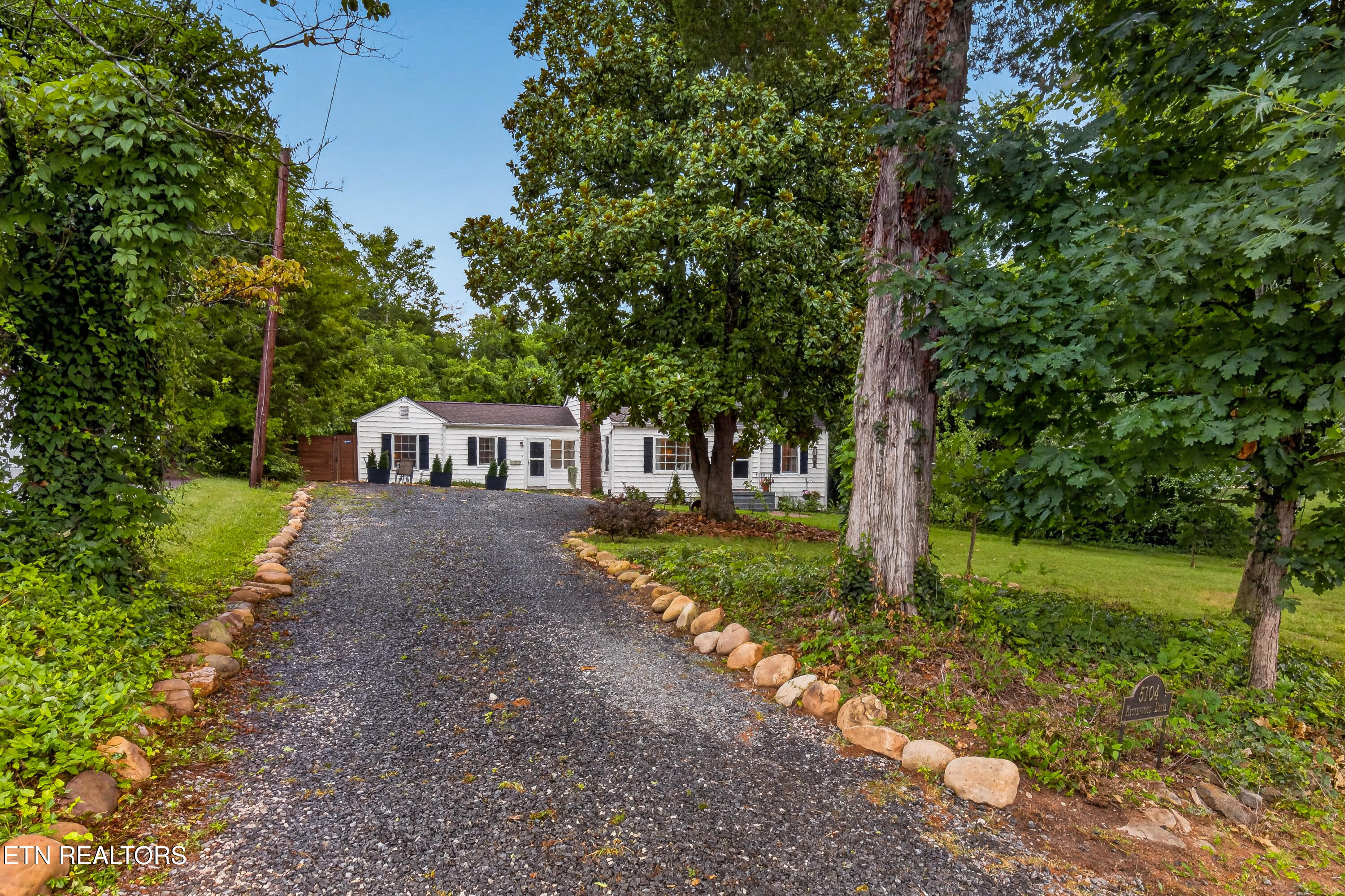 5104 Kesterwood Drive Knoxville TN 37918