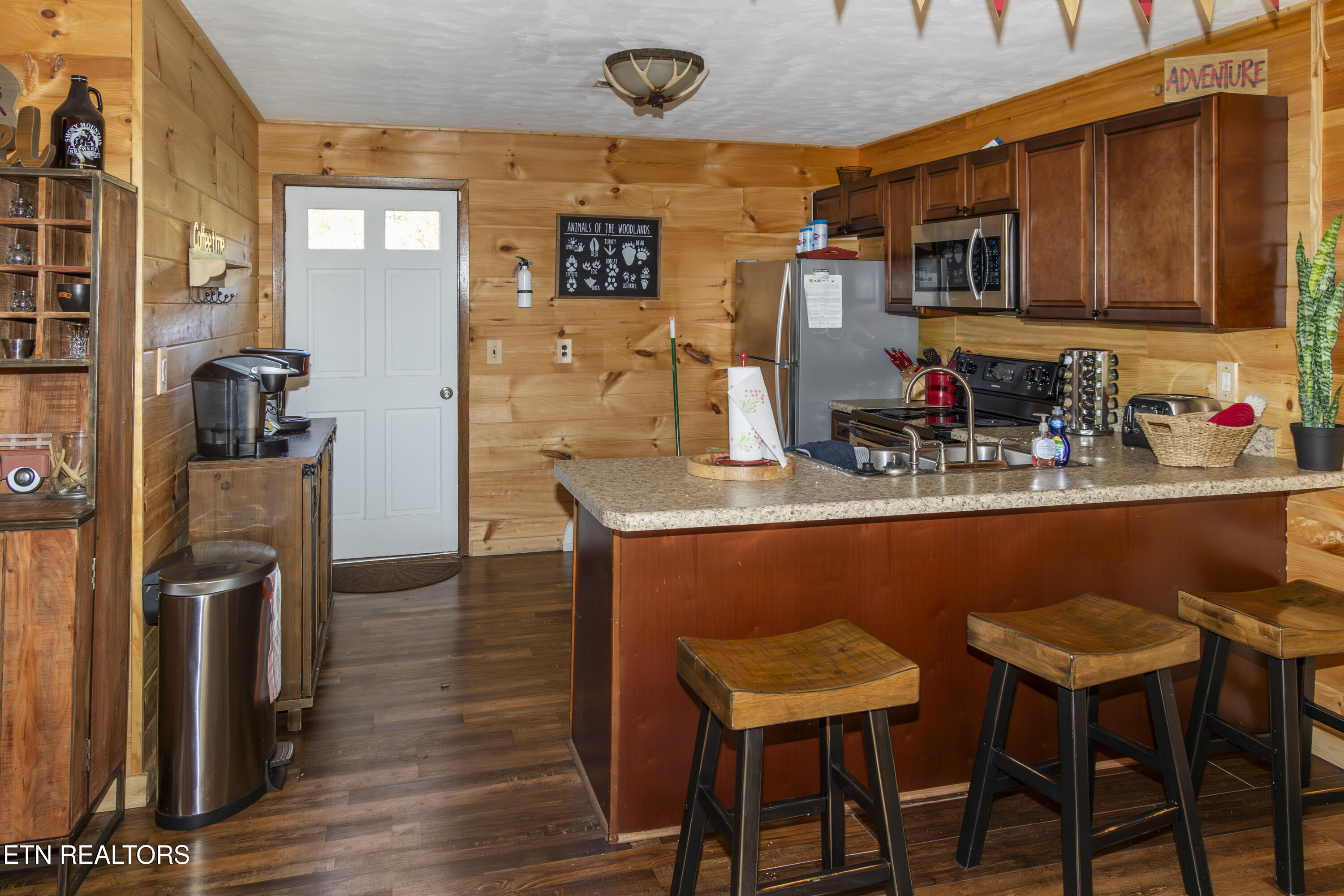 3041 Engle Town Road Sevierville TN 37862