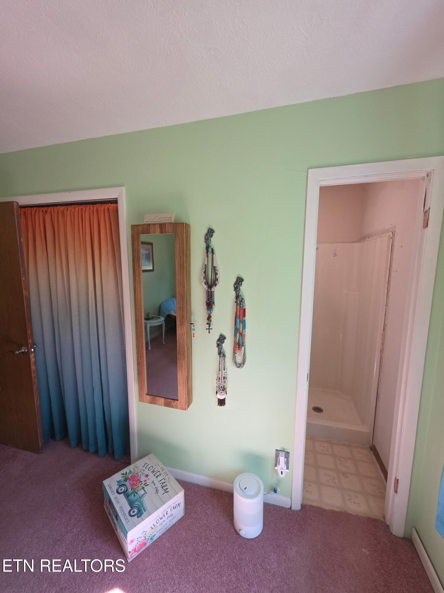 142 Dover Avenue Harrogate TN 37752