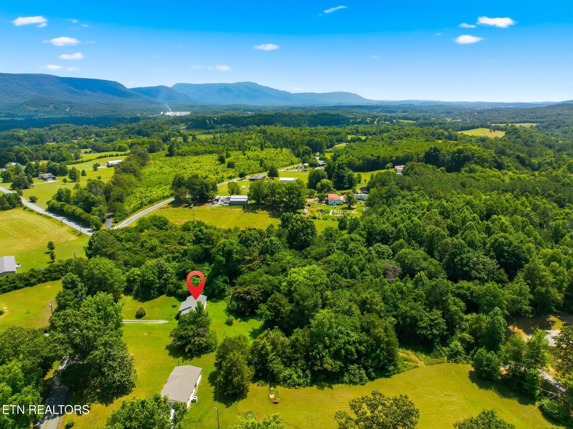 318 County Road 801 Etowah TN 37331