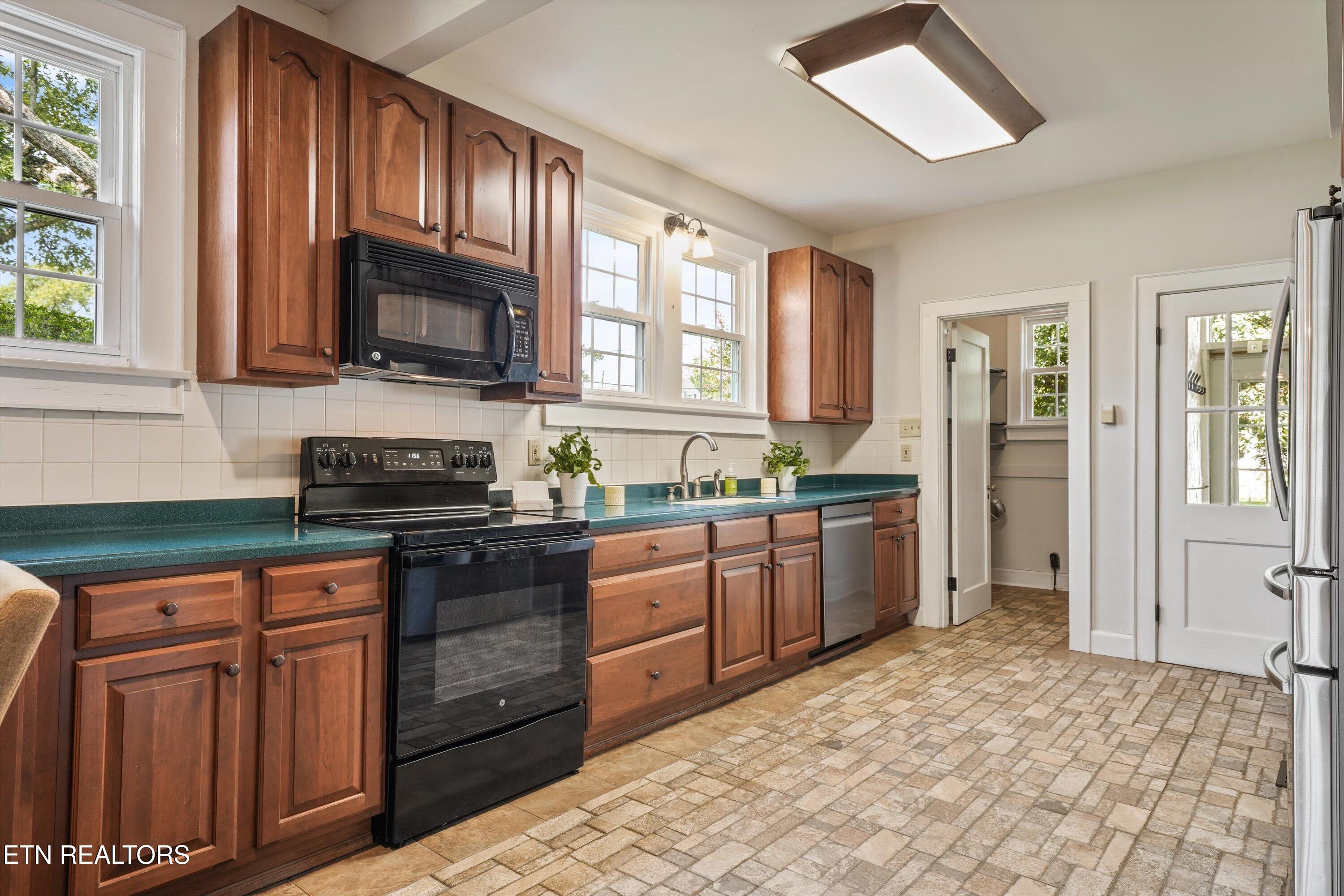205 Adair Drive Knoxville TN 37918