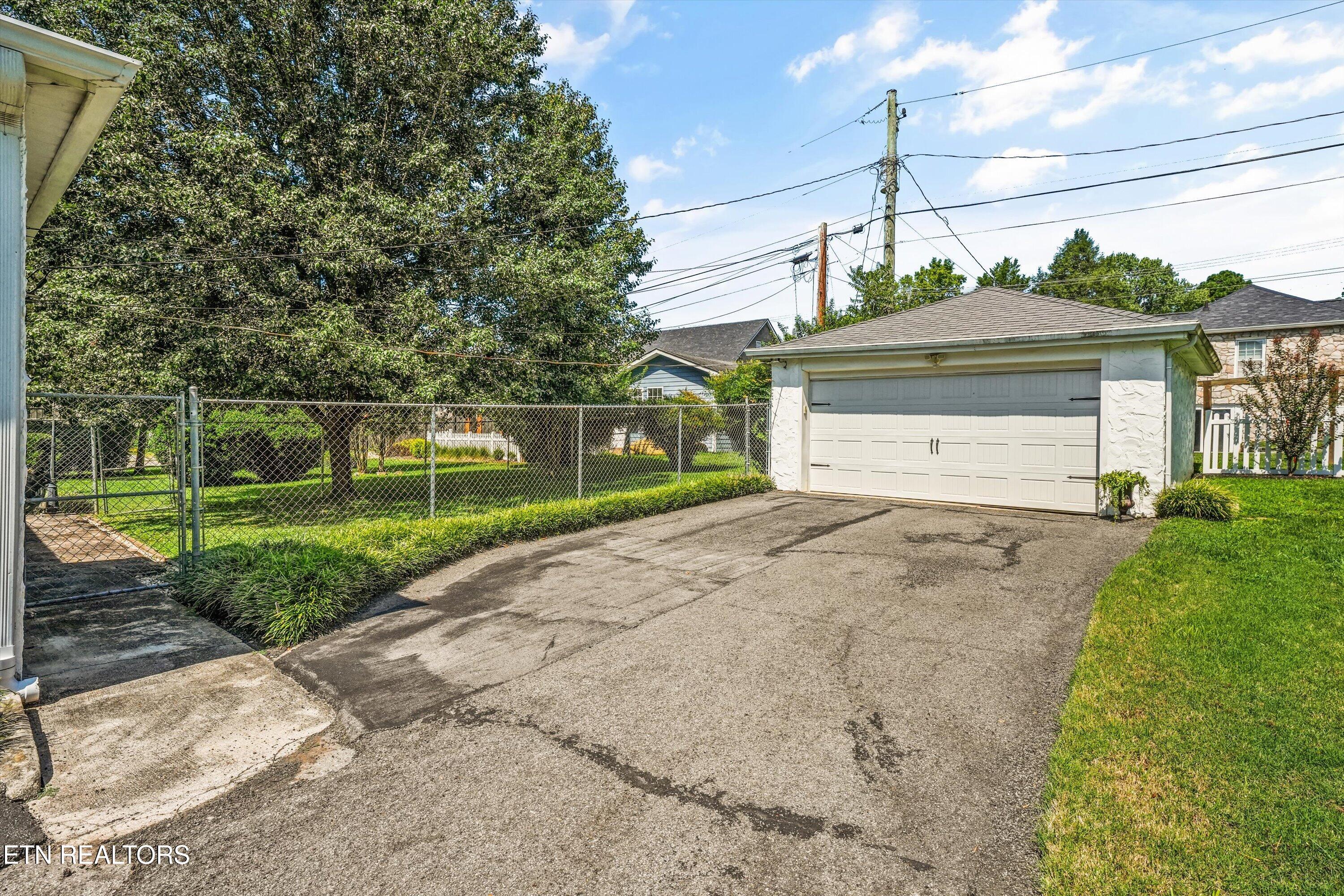 205 Adair Drive Knoxville TN 37918