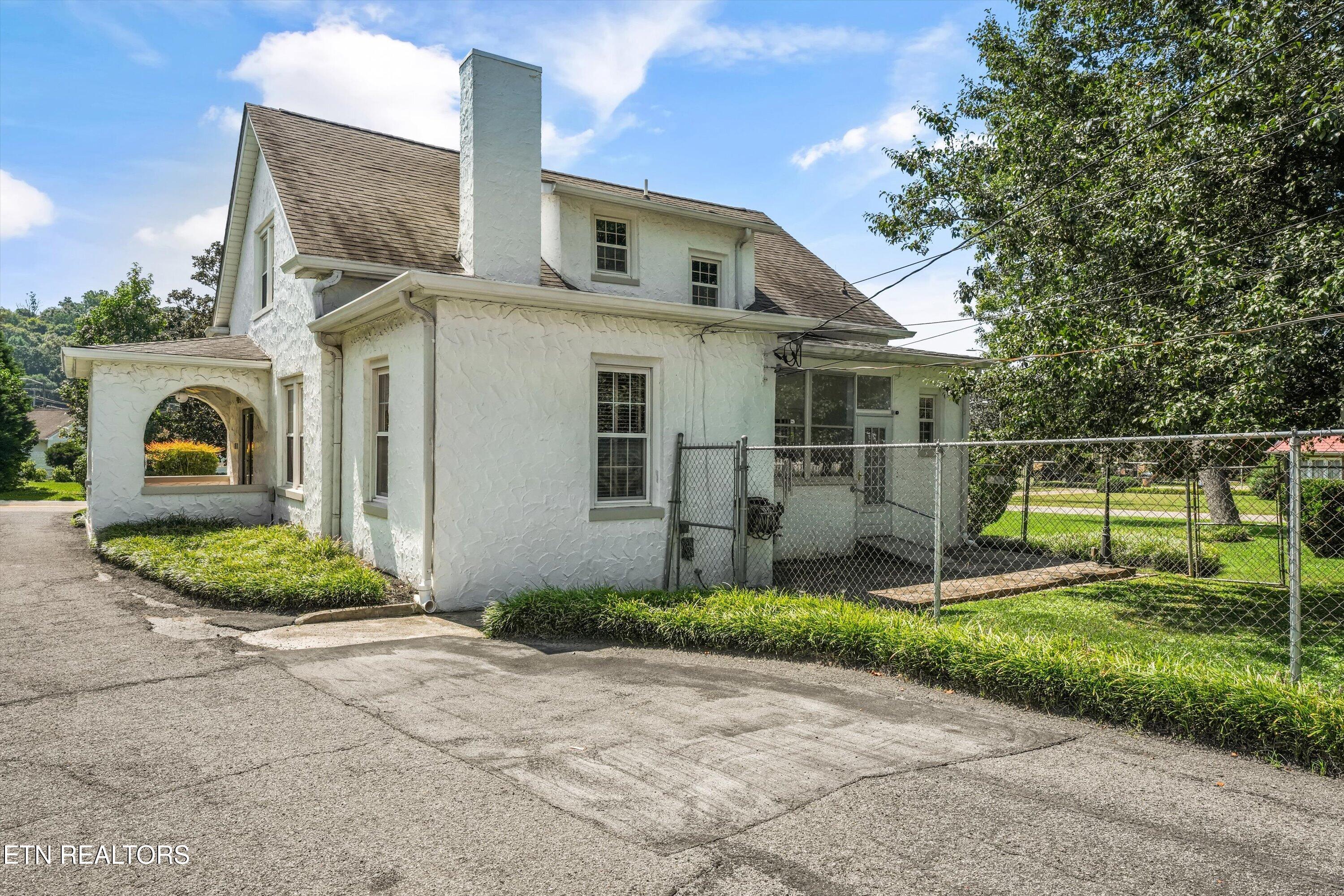 205 Adair Drive Knoxville TN 37918