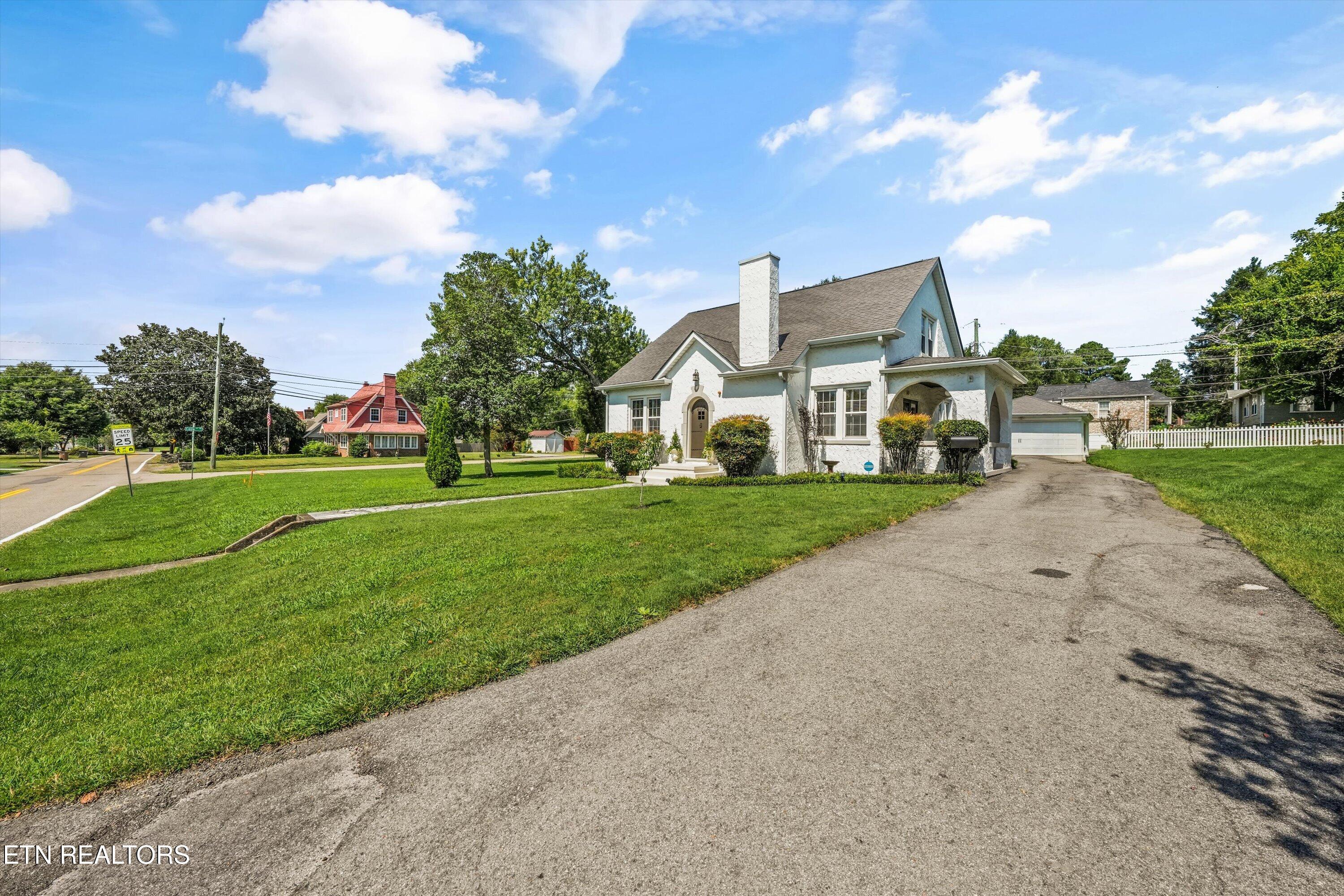 205 Adair Drive Knoxville TN 37918