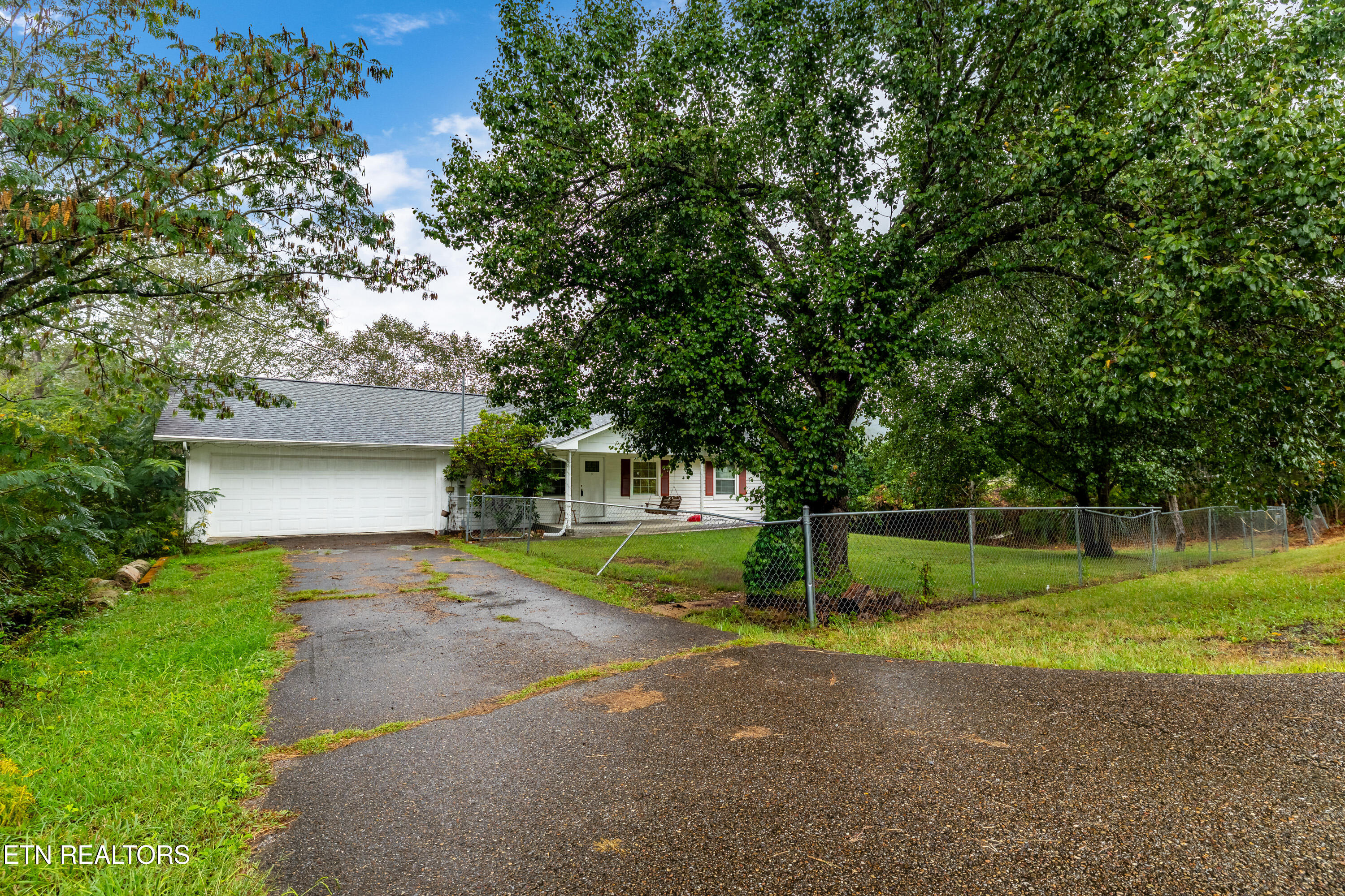 3056 Birds Creek Road Sevierville TN 37876