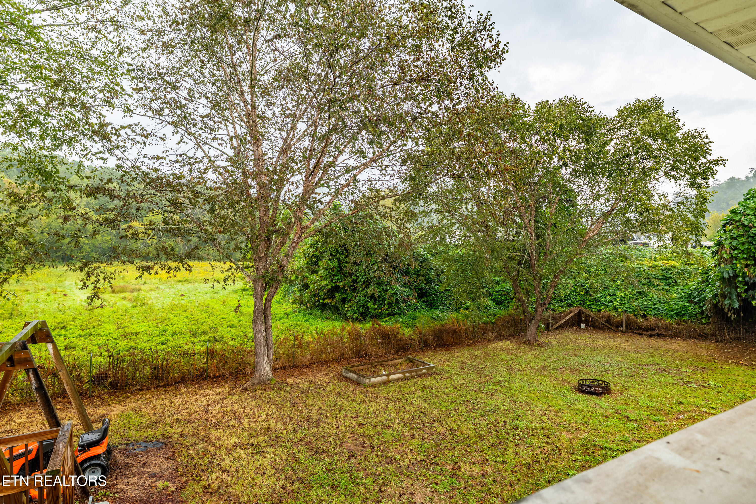 3056 Birds Creek Road Sevierville TN 37876