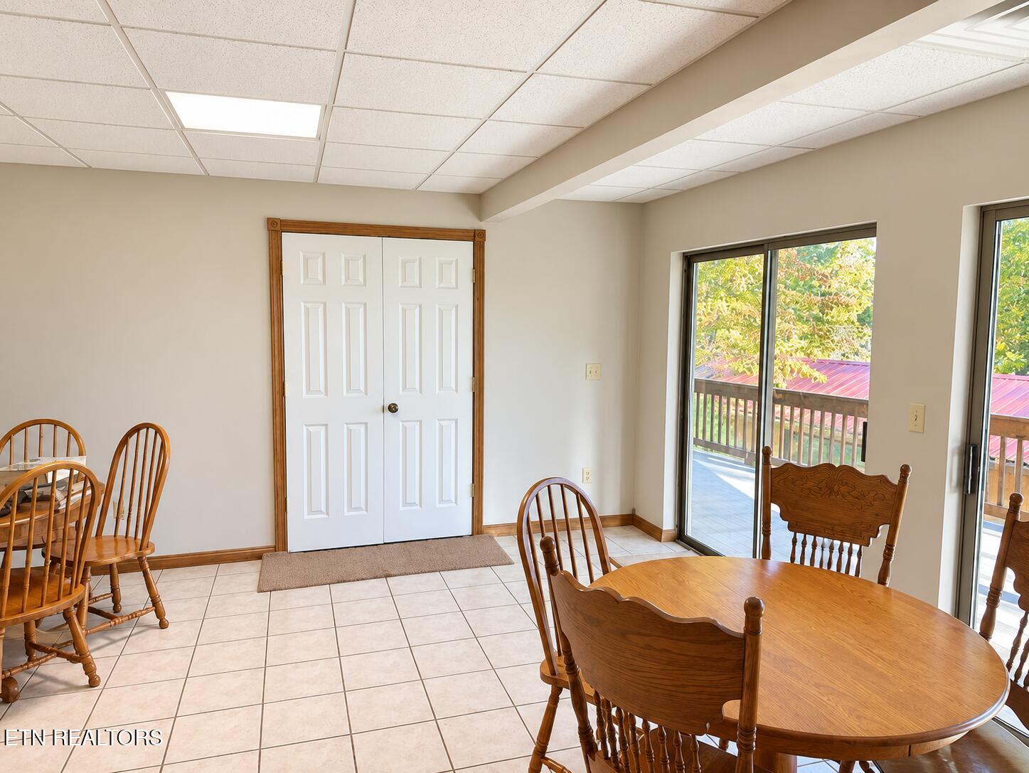 463 Fox Lake Lane Lafollette TN 37766