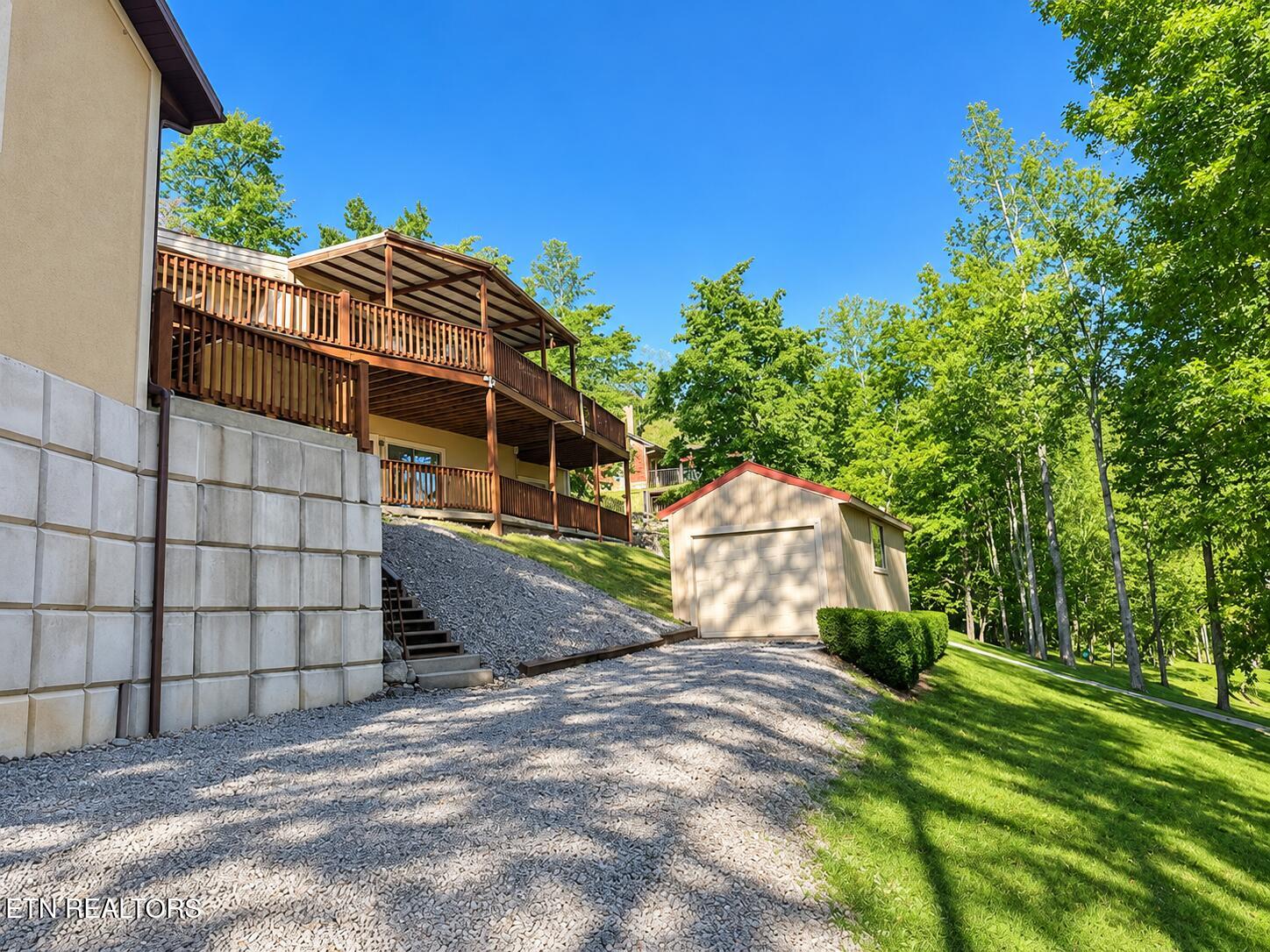 463 Fox Lake Lane Lafollette TN 37766