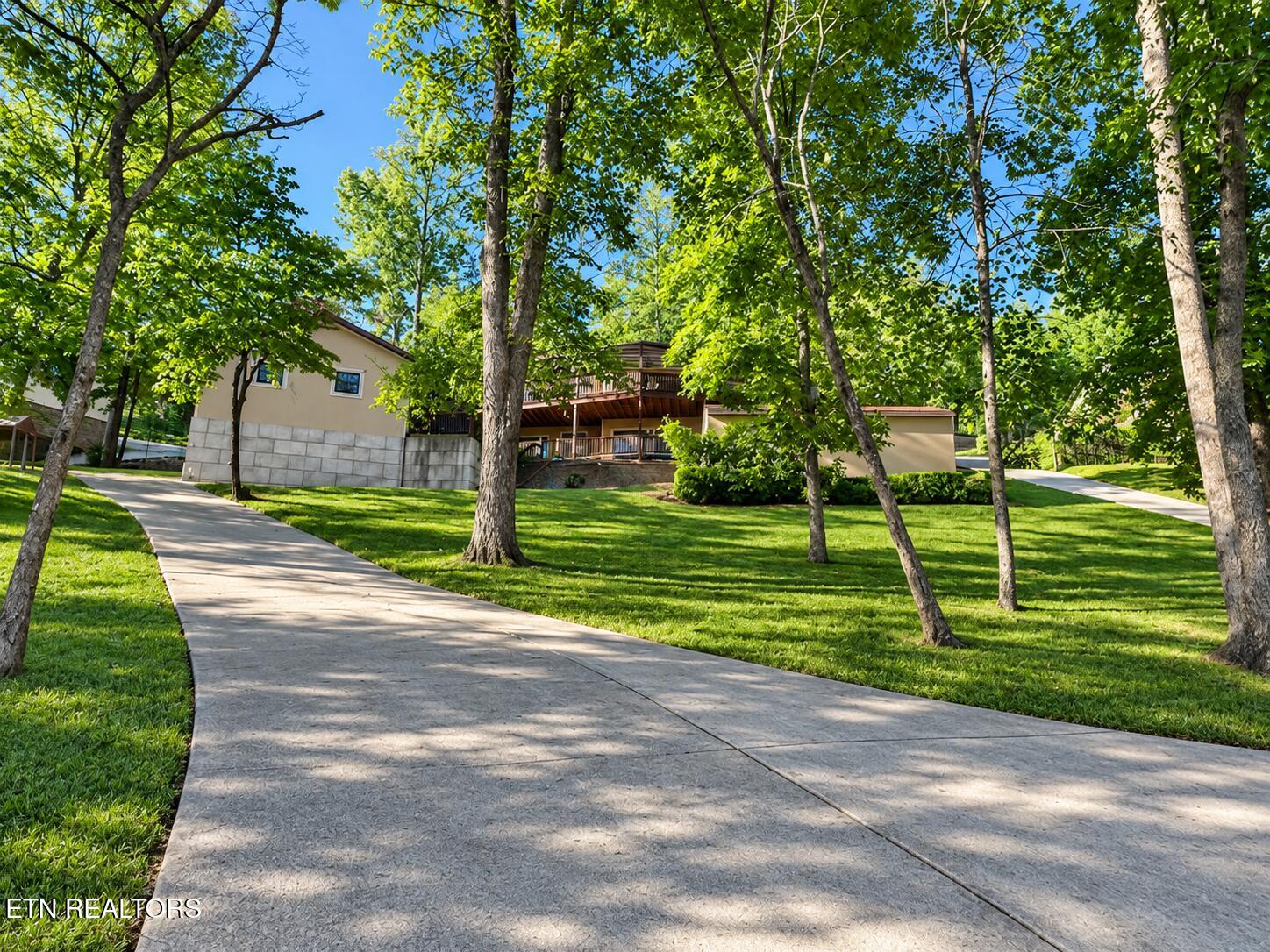463 Fox Lake Lane Lafollette TN 37766