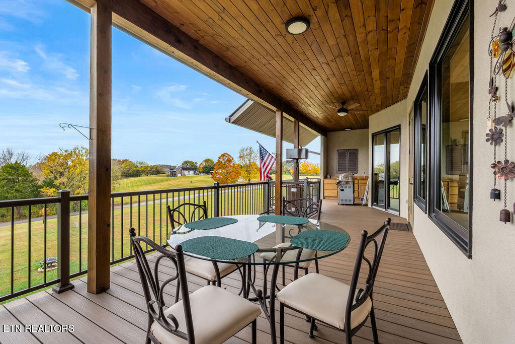 111 Harbor View Lane Vonore TN 37885