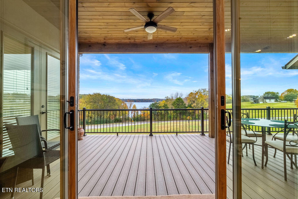 111 Harbor View Lane Vonore TN 37885