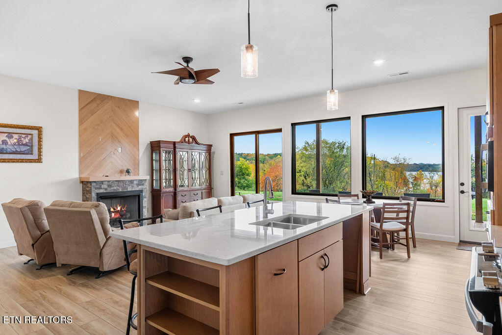 111 Harbor View Lane Vonore TN 37885
